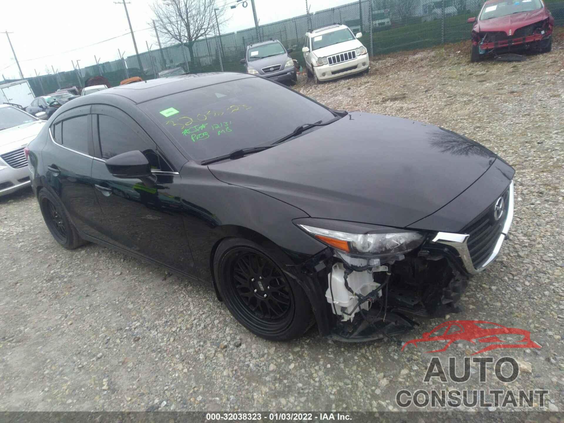MAZDA MAZDA3 4-DOOR 2018 - 3MZBN1V38JM164272
