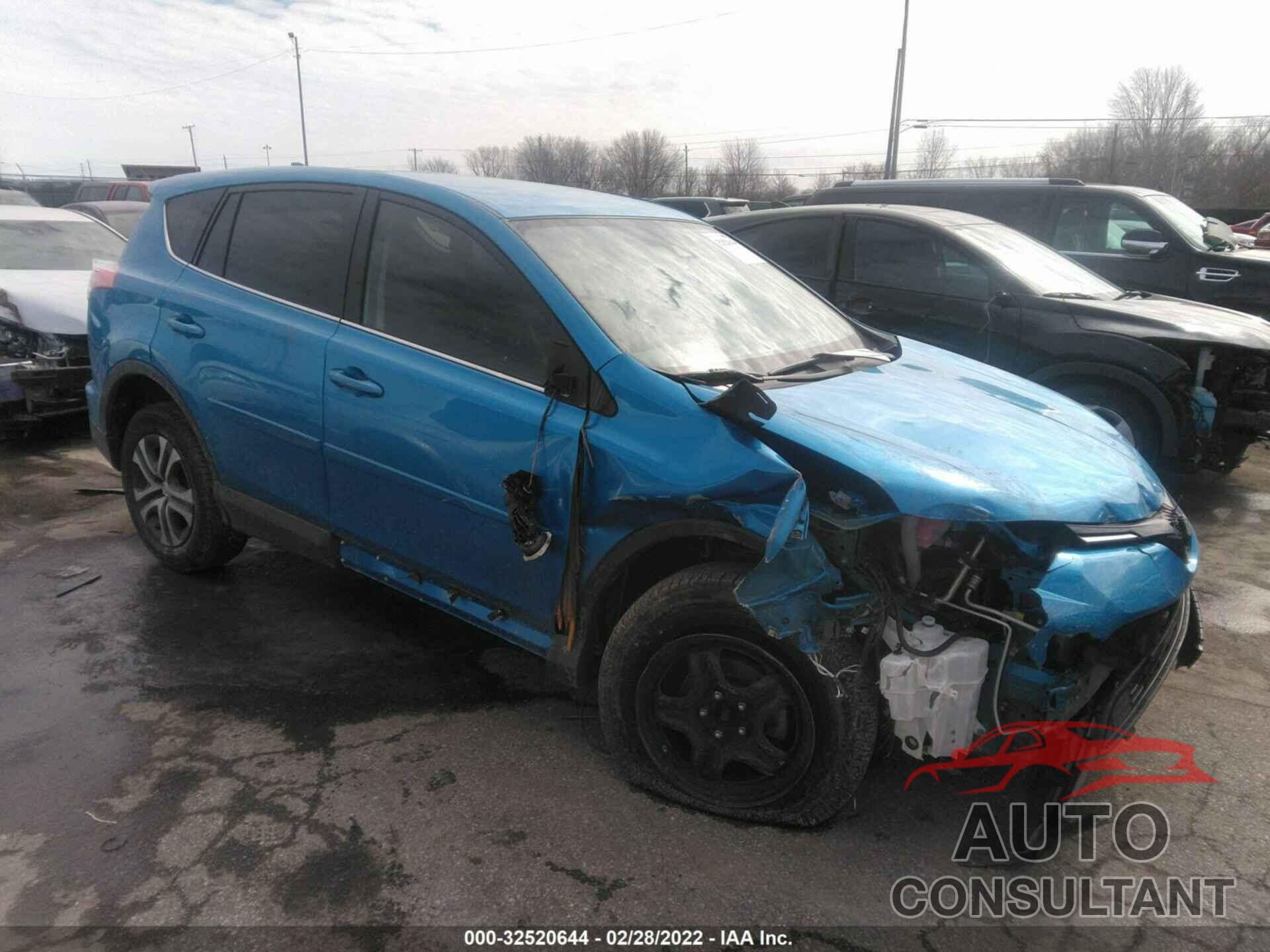 TOYOTA RAV4 2018 - JTMBFREV5JJ212338