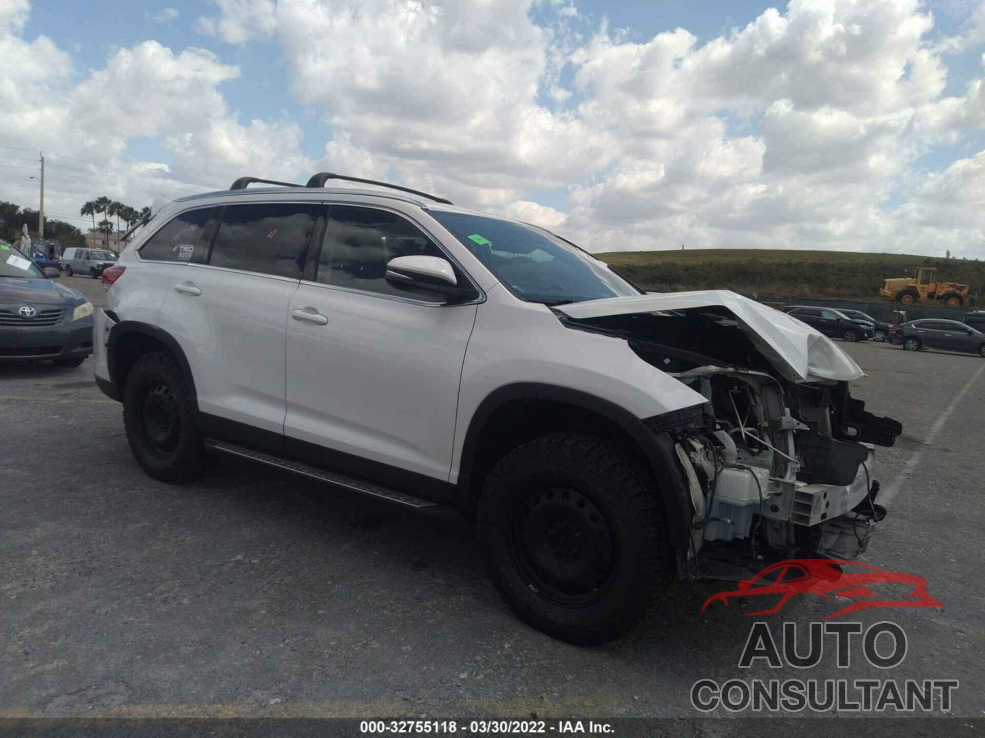 TOYOTA HIGHLANDER 2019 - 5TDJZRFH5KS605322