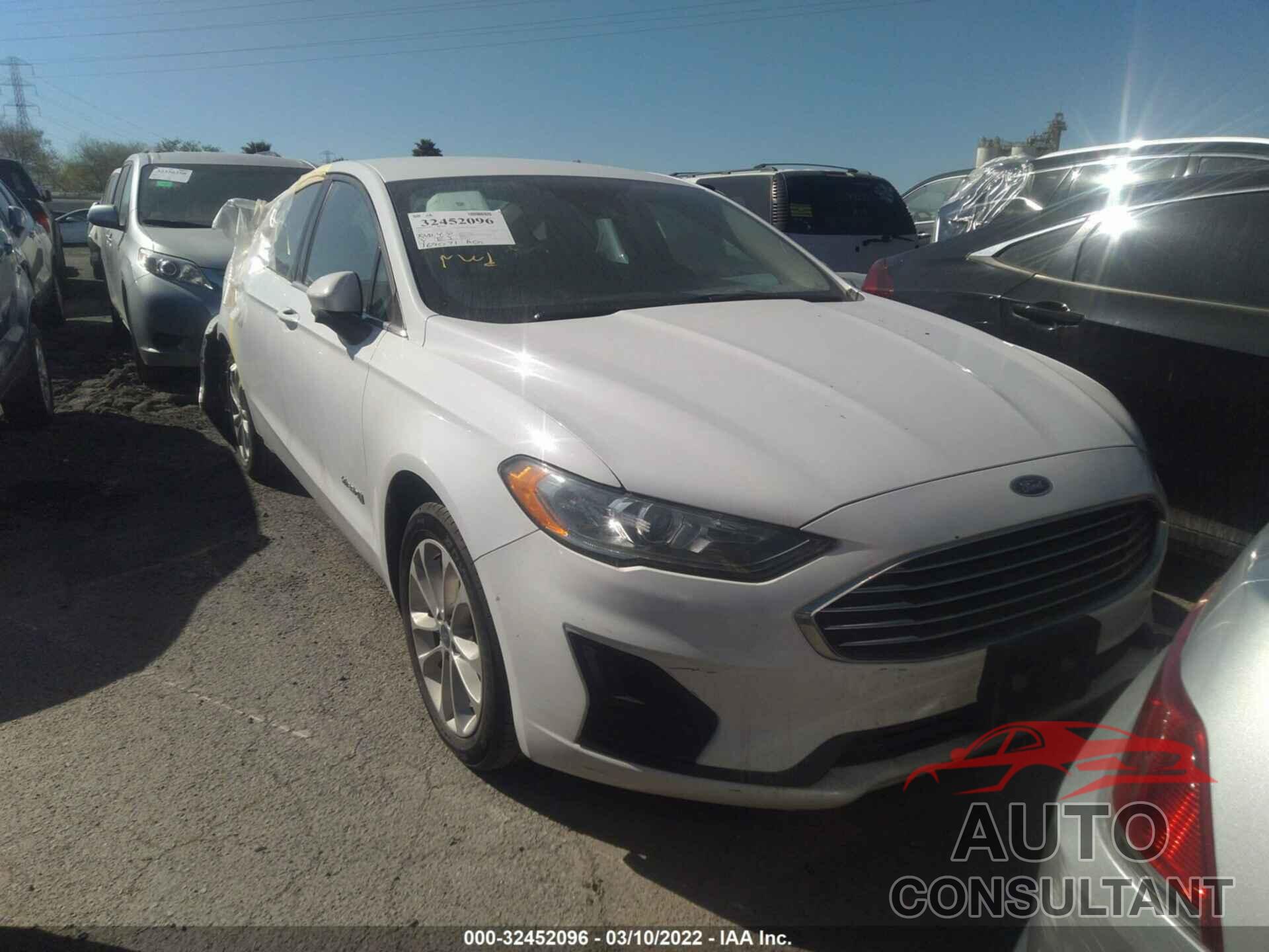 FORD FUSION HYBRID 2019 - 3FA6P0LU6KR115599