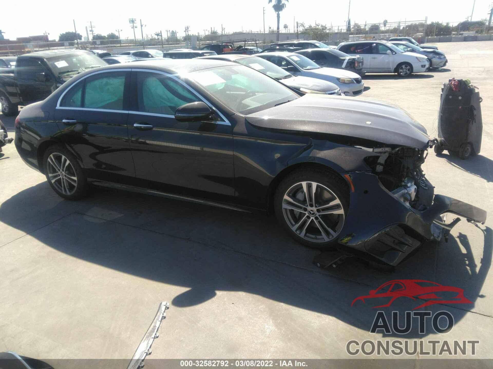 MERCEDES-BENZ E-CLASS 2021 - W1KZF8DBXMA879335