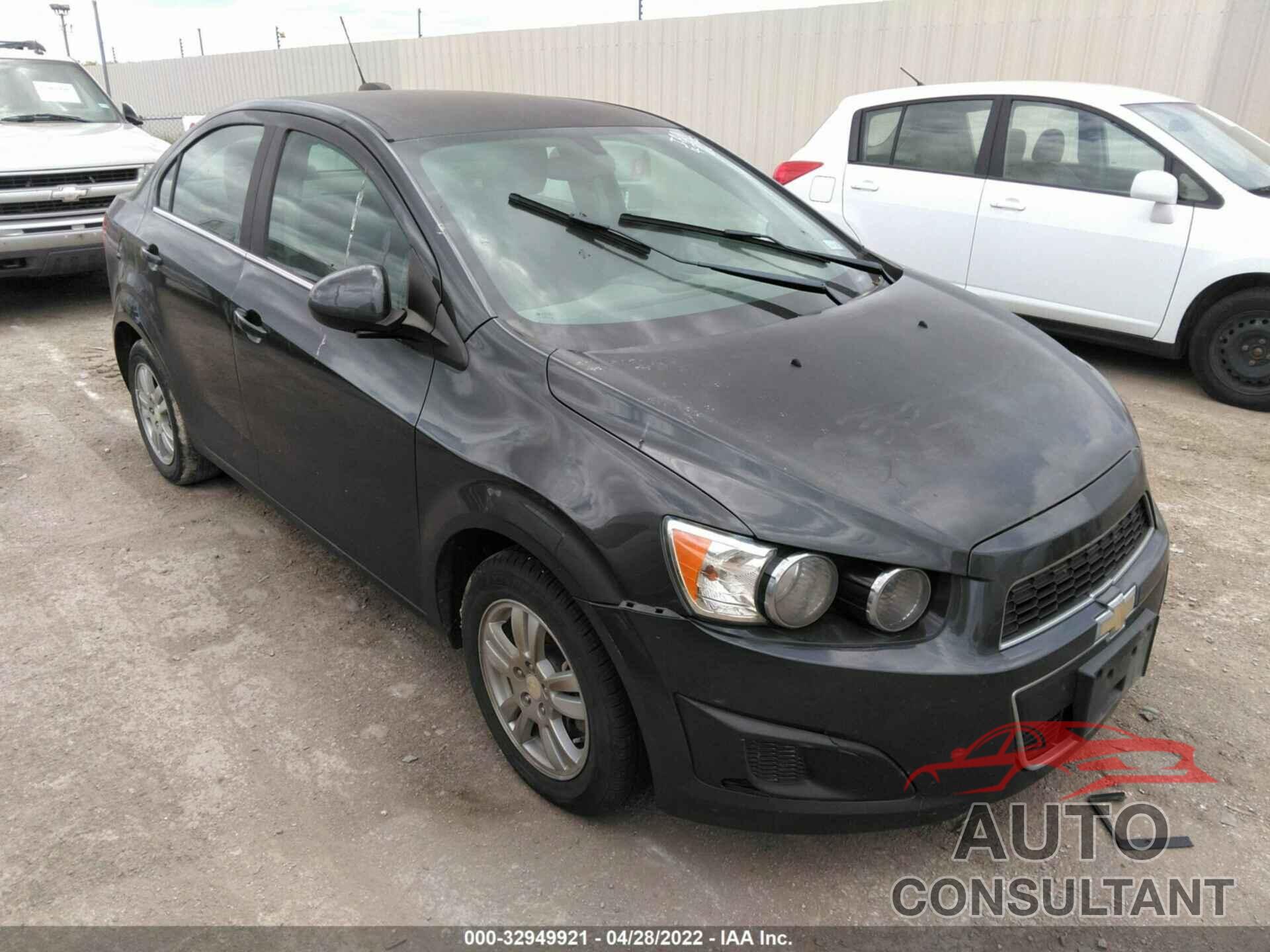 CHEVROLET SONIC 2016 - 1G1JC5SH0G4149354