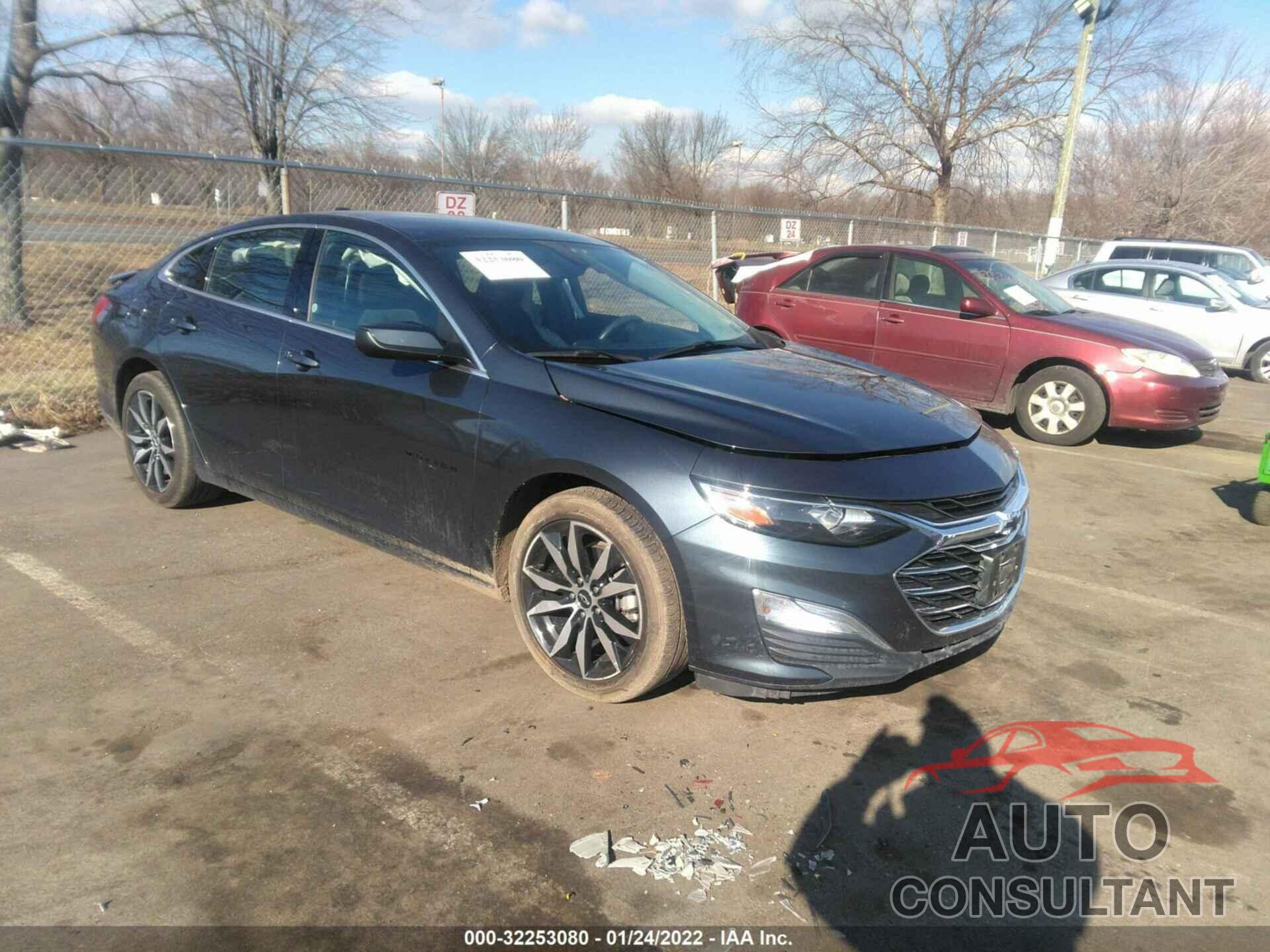CHEVROLET MALIBU 2020 - 1G1ZG5ST6LF078736