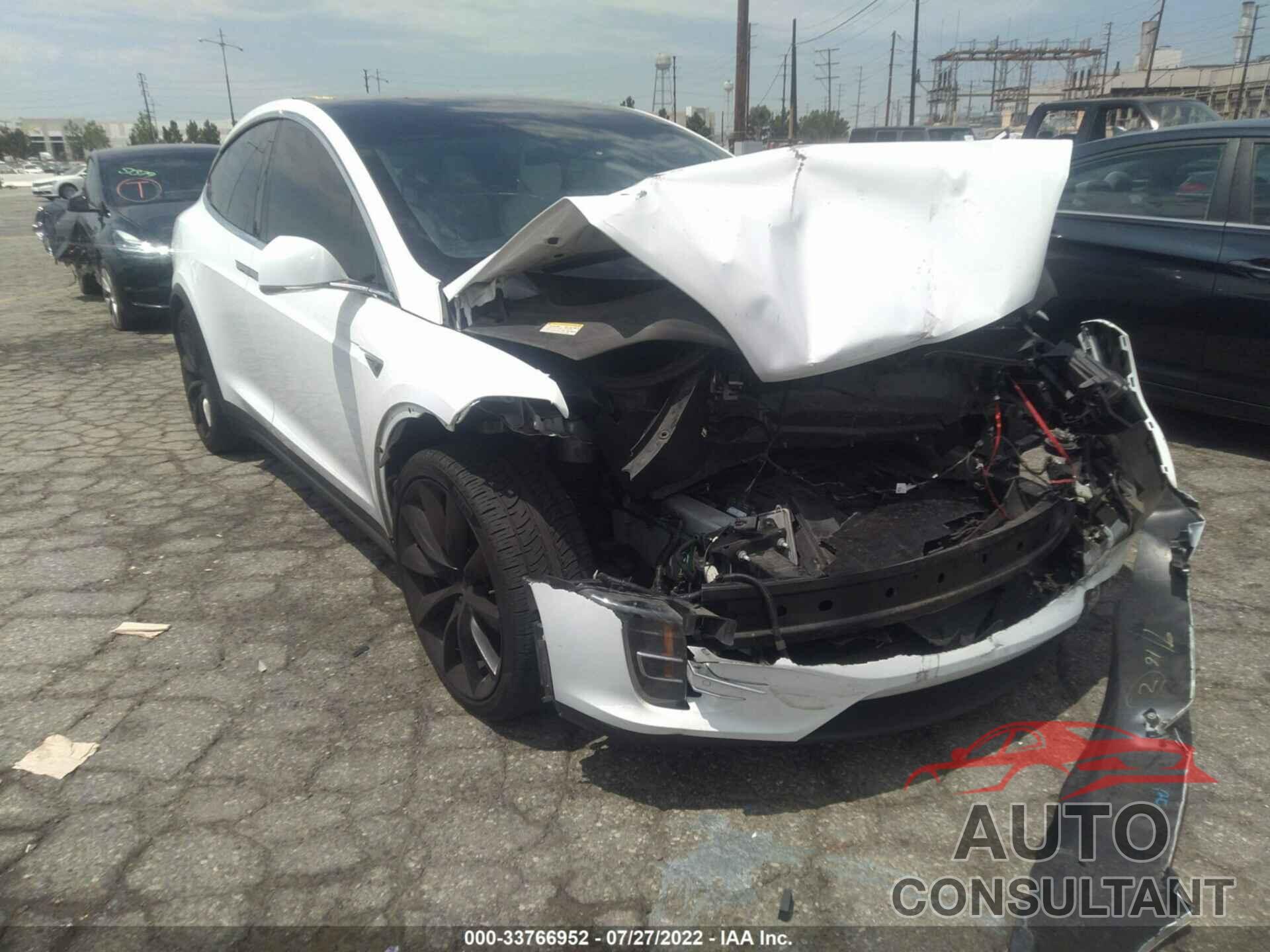 TESLA MODEL X 2016 - 5YJXCBE27GF021032