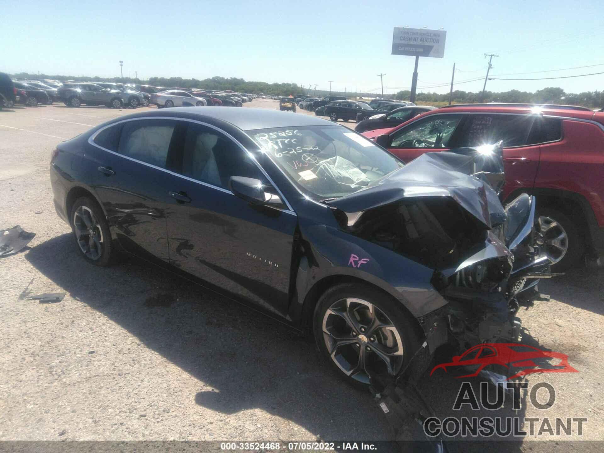 CHEVROLET MALIBU 2021 - 1G1ZD5ST5MF063283