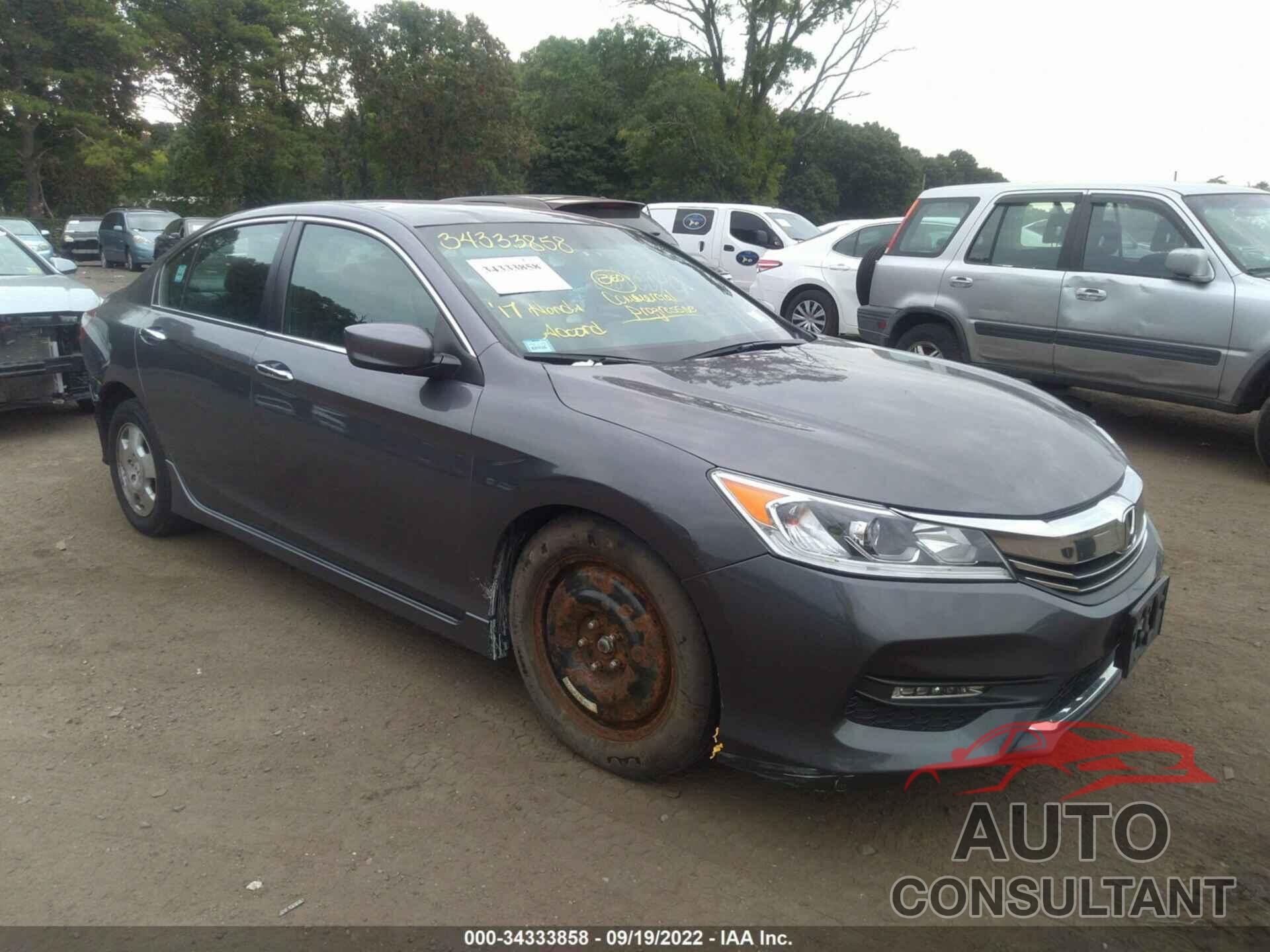 HONDA ACCORD SEDAN 2017 - 1HGCR2F12HA010776