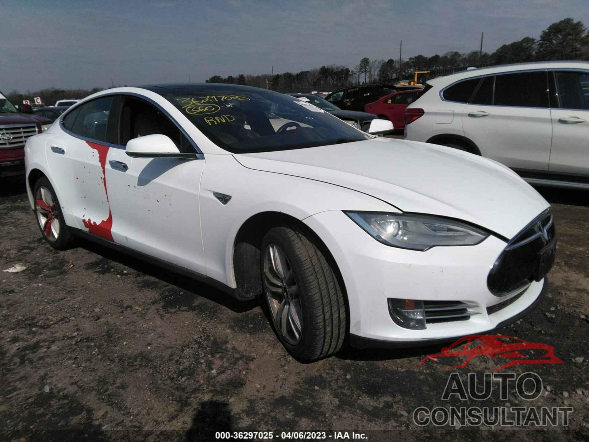 TESLA MODEL S 2015 - 5YJSA1H26FFP75284