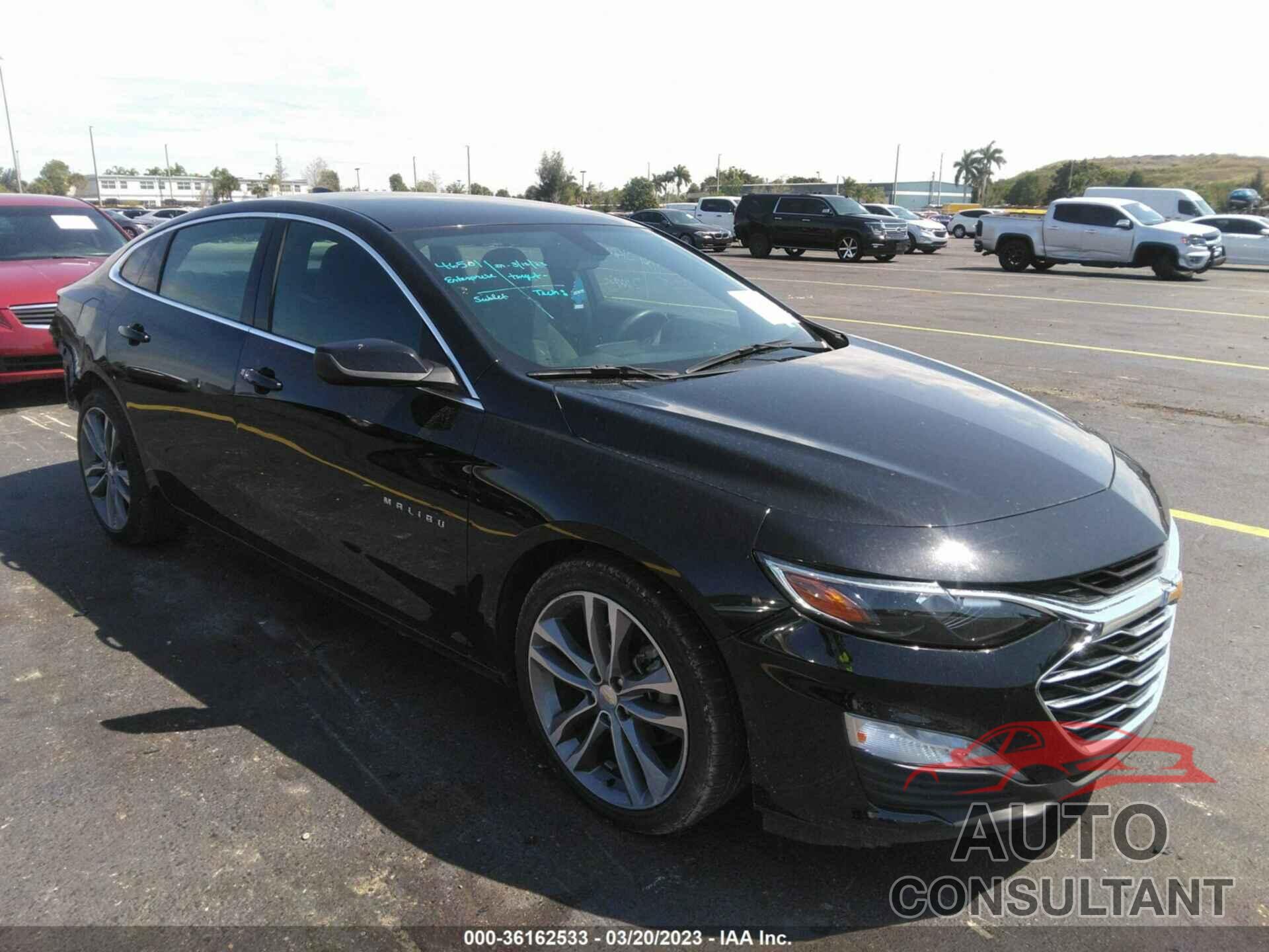 CHEVROLET MALIBU 2022 - 1G1ZD5ST0NF115839
