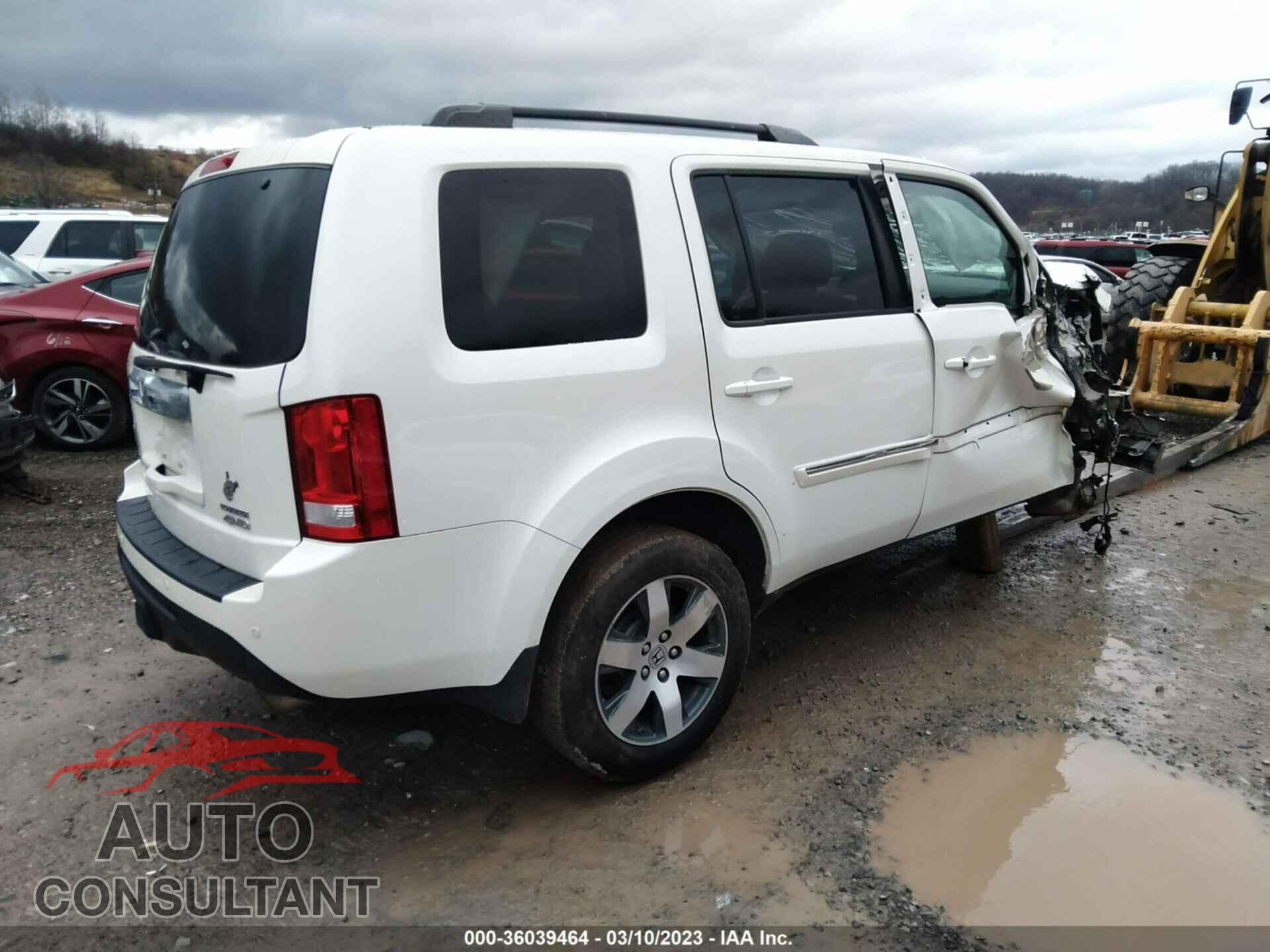 HONDA PILOT 2015 - 5FNYF4H99FB049512