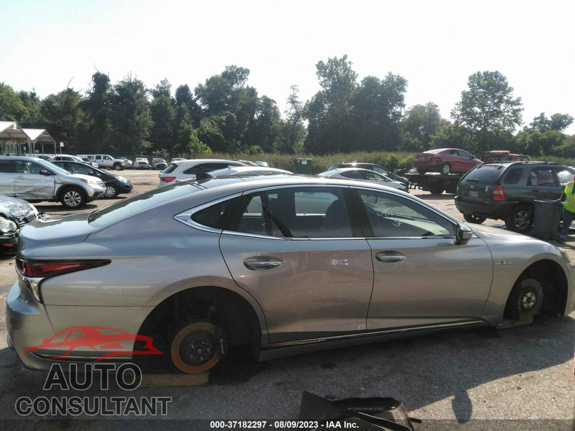 LEXUS LS 500 2019 - JTHC51FF7K5006656