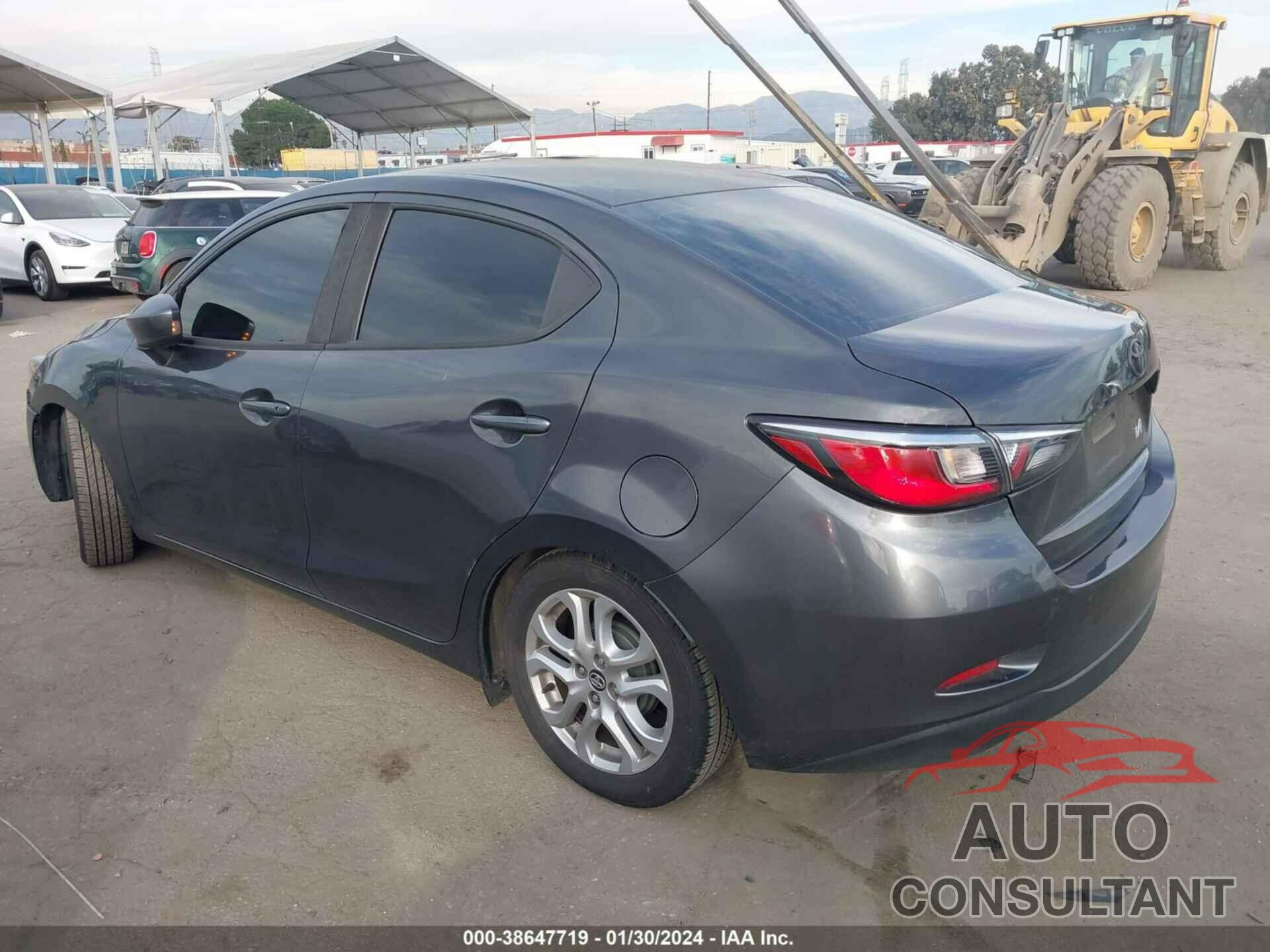 TOYOTA YARIS IA 2017 - 3MYDLBYV6HY190085