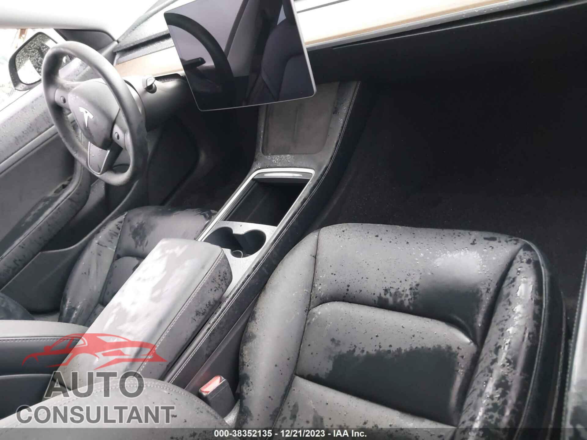 TESLA MODEL 3 2021 - 5YJ3E1EA7MF872964