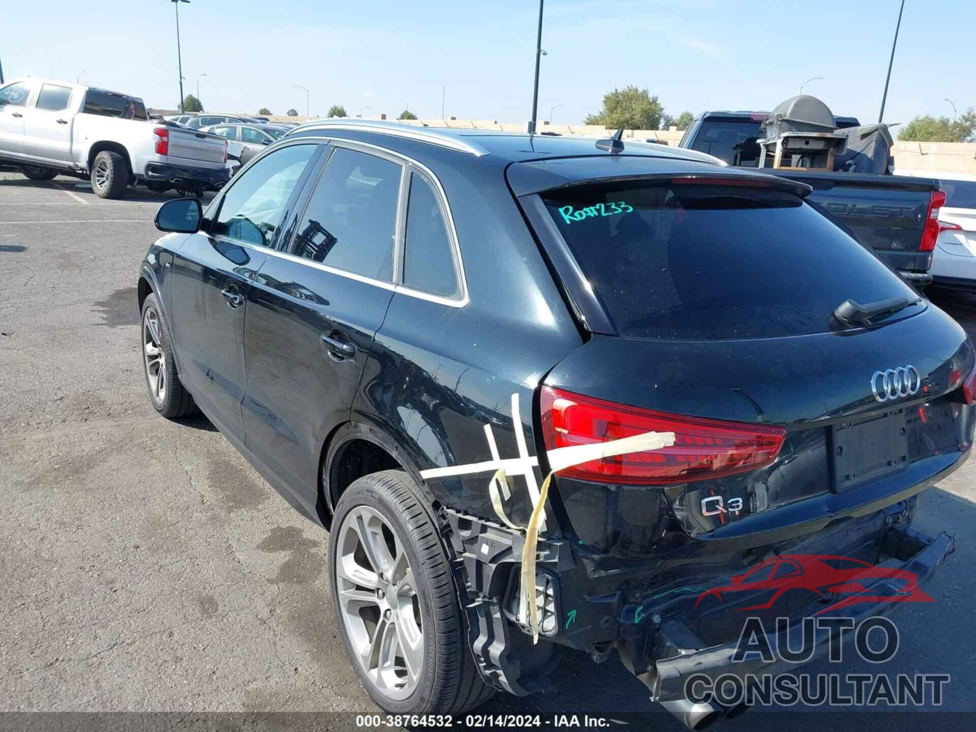 AUDI Q3 2018 - WA1HCCFS8JR017396