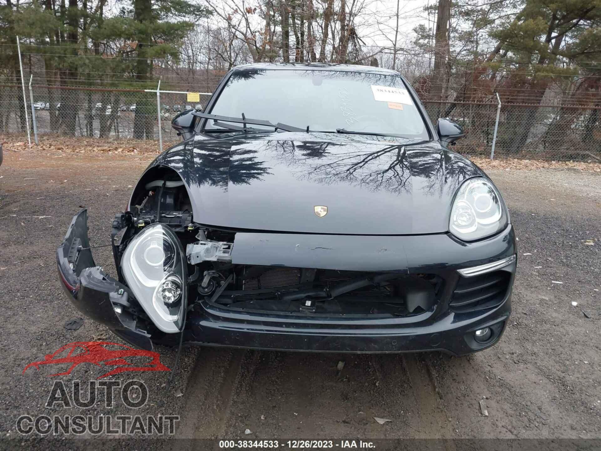 PORSCHE CAYENNE 2016 - WP1AA2A23GLA10655