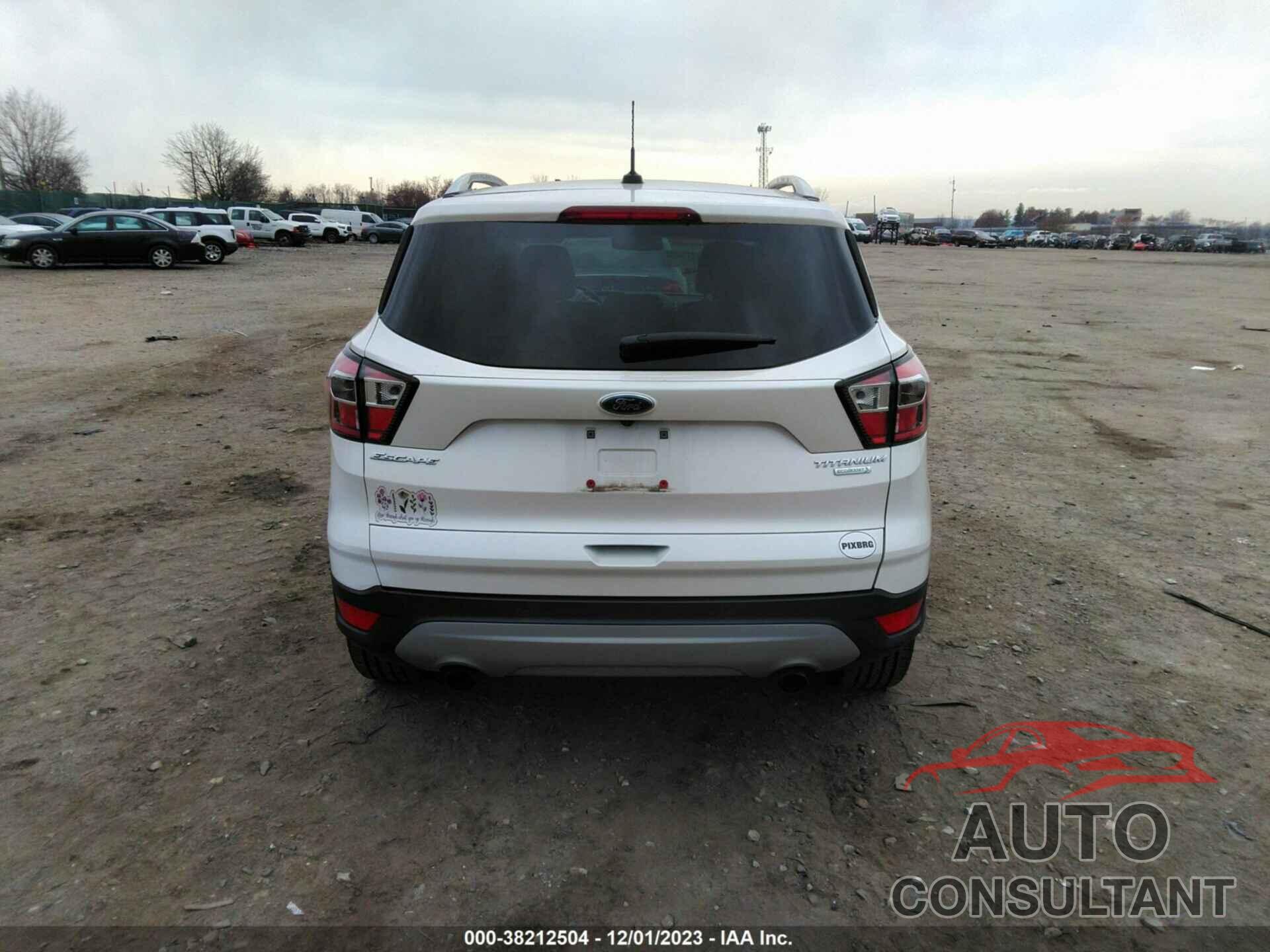 FORD ESCAPE 2017 - 1FMCU0JD1HUB94721