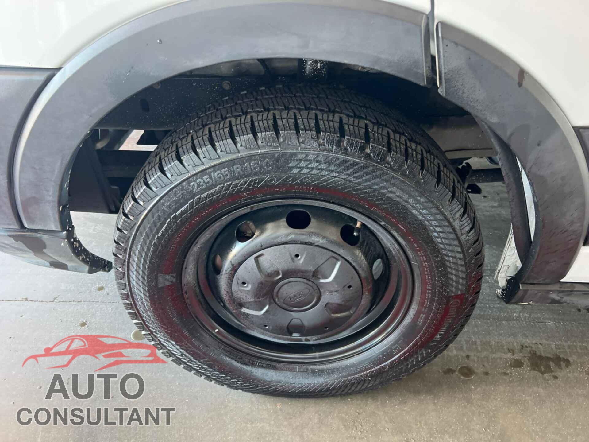 FORD TRANSIT 2019 - 1FTYR2CM0KKA45918