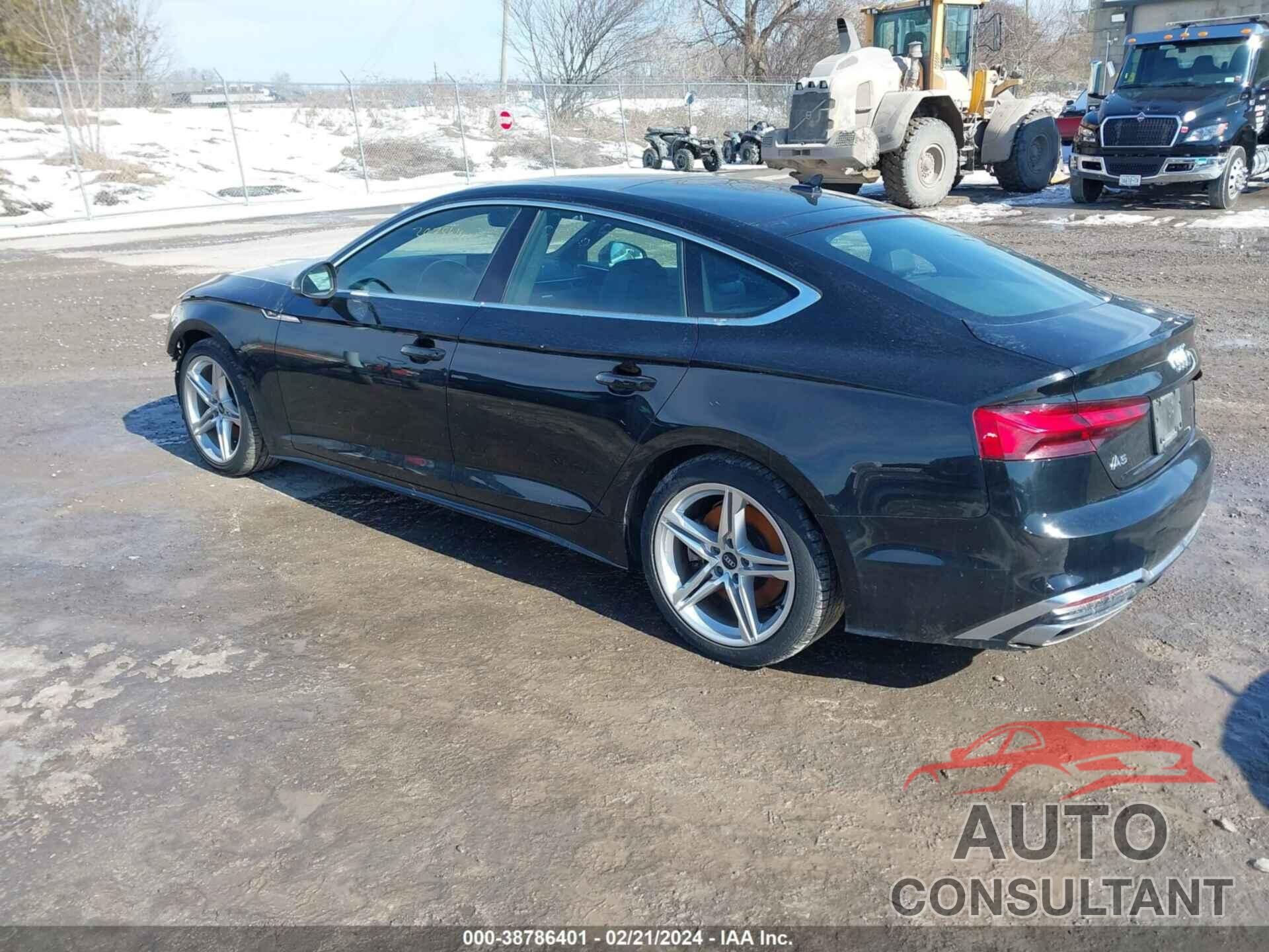 AUDI A5 2021 - WAUDACF59MA057216