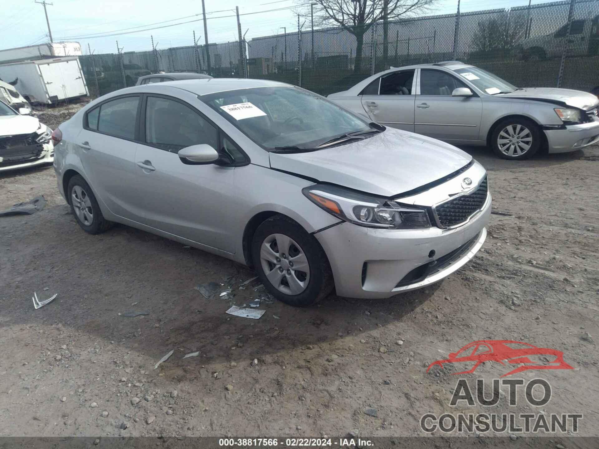 KIA FORTE 2018 - 3KPFL4A74JE249866