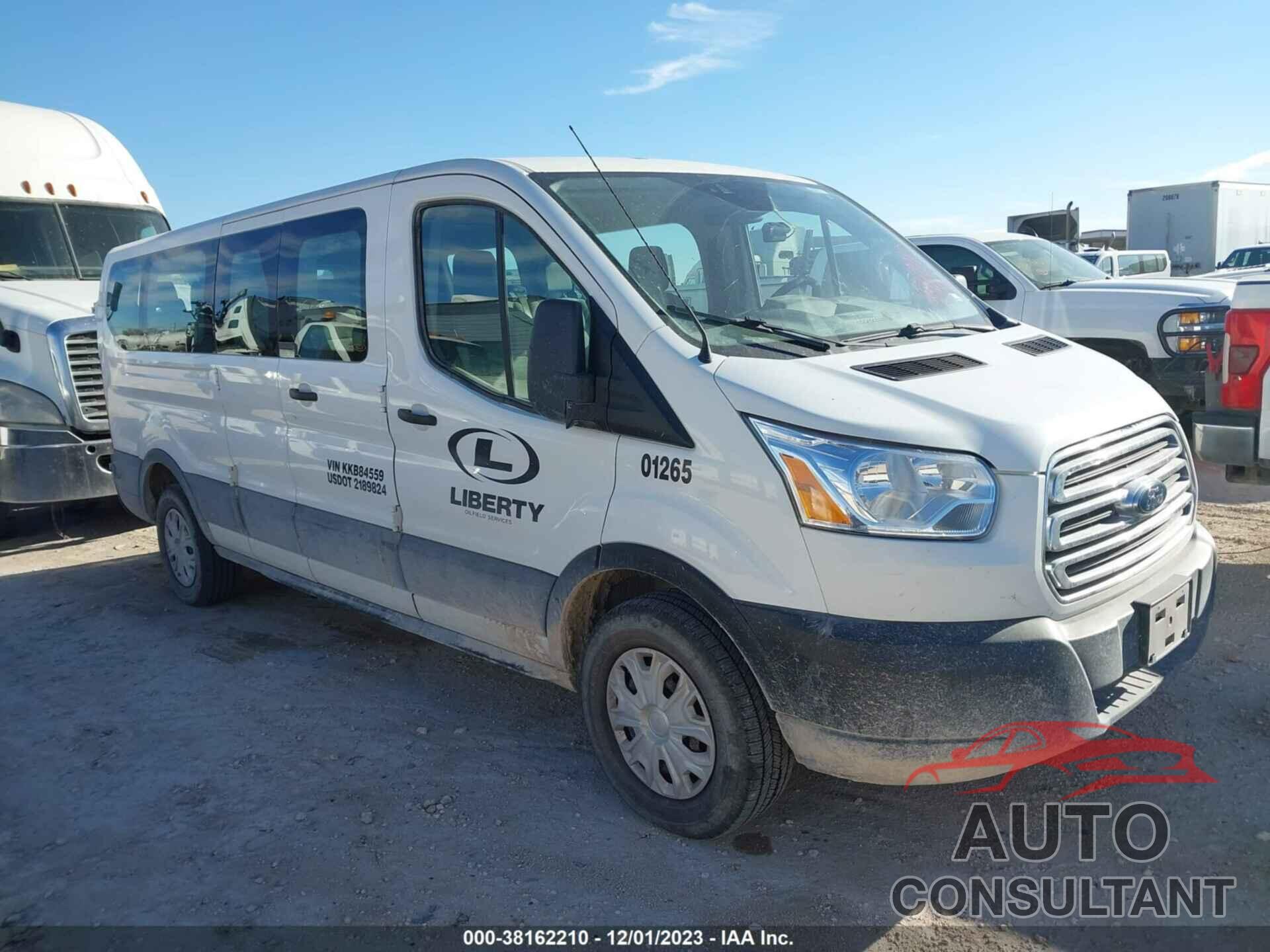 FORD TRANSIT-350 2019 - 1FBZX2ZM5KKB84559