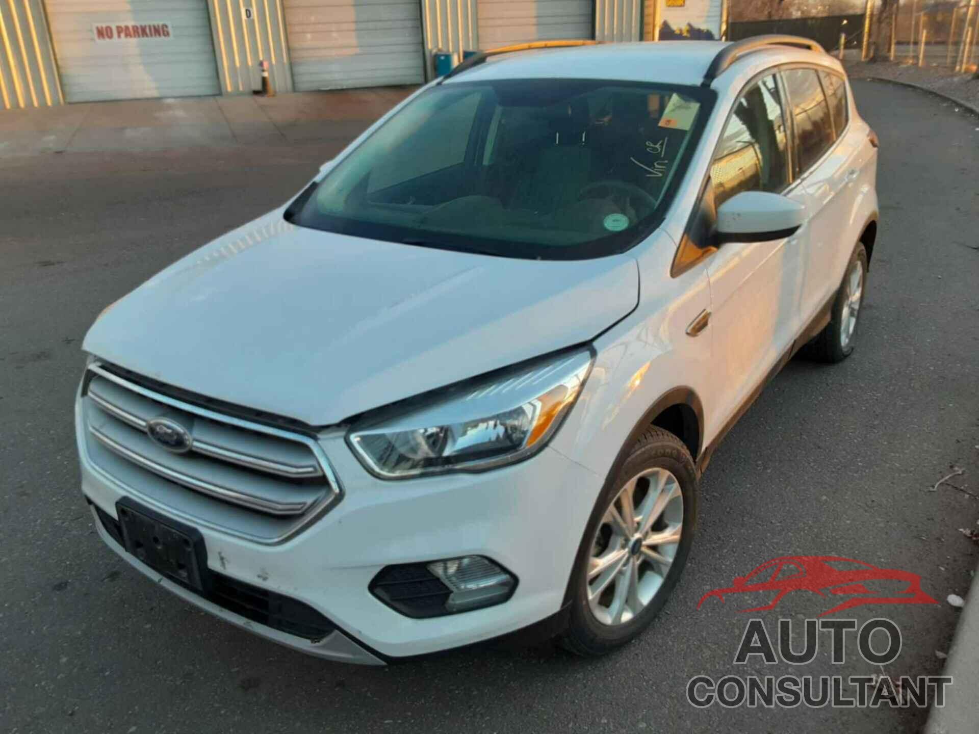 FORD ESCAPE 2018 - 1FMCU9GD2JUC87619