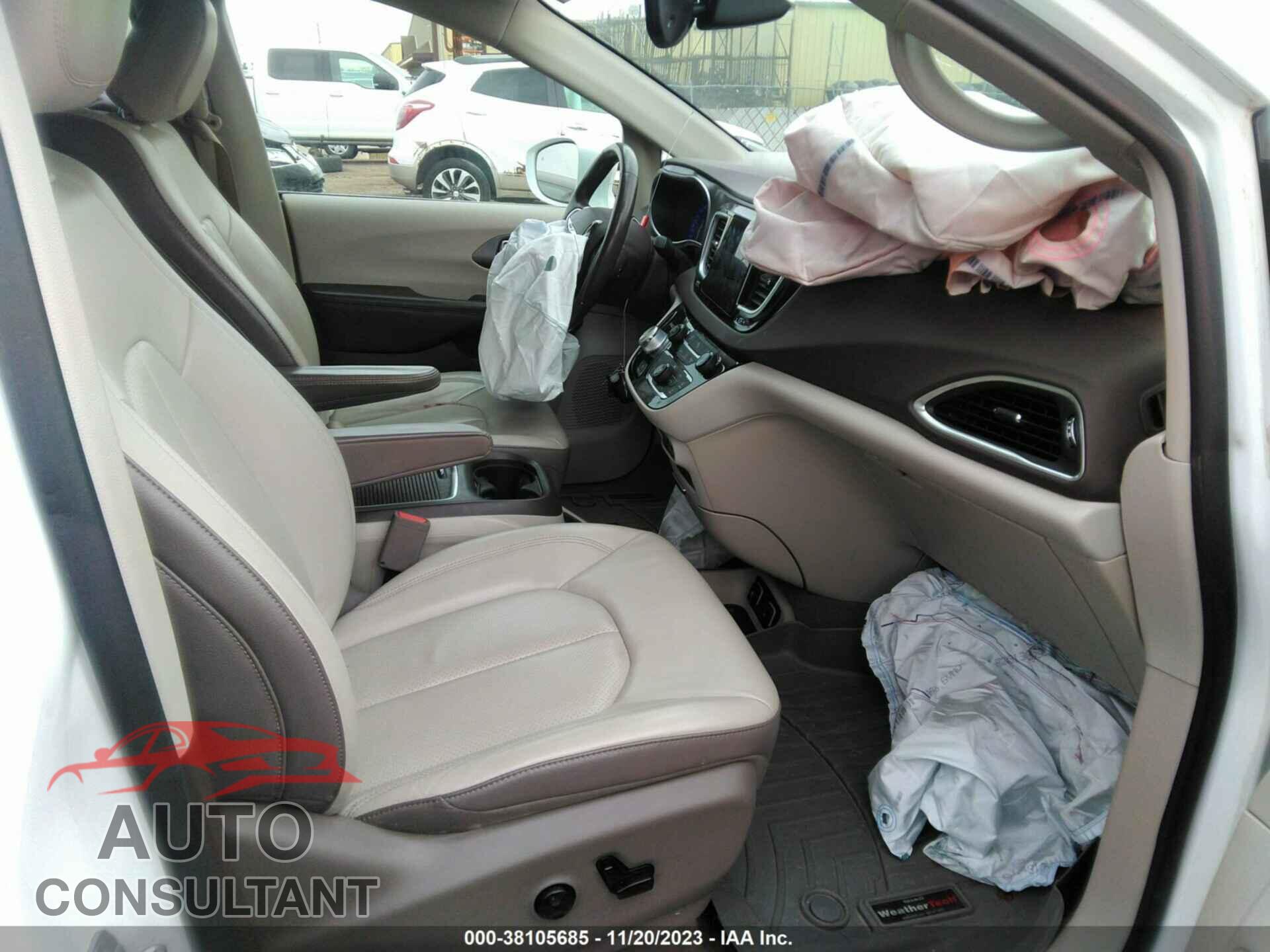 CHRYSLER PACIFICA 2018 - 2C4RC1EG8JR227793