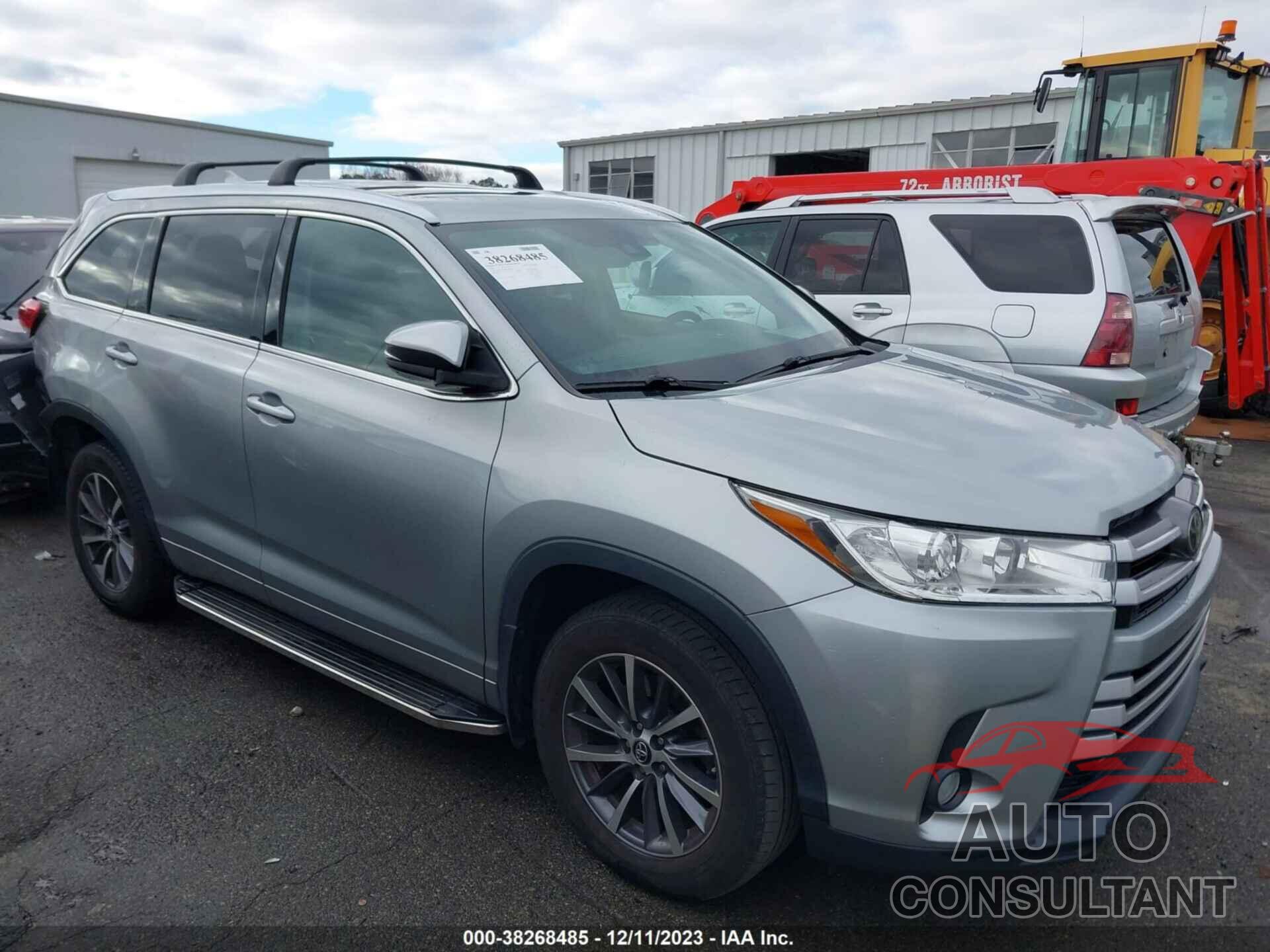 TOYOTA HIGHLANDER 2017 - 5TDJZRFH9HS362767