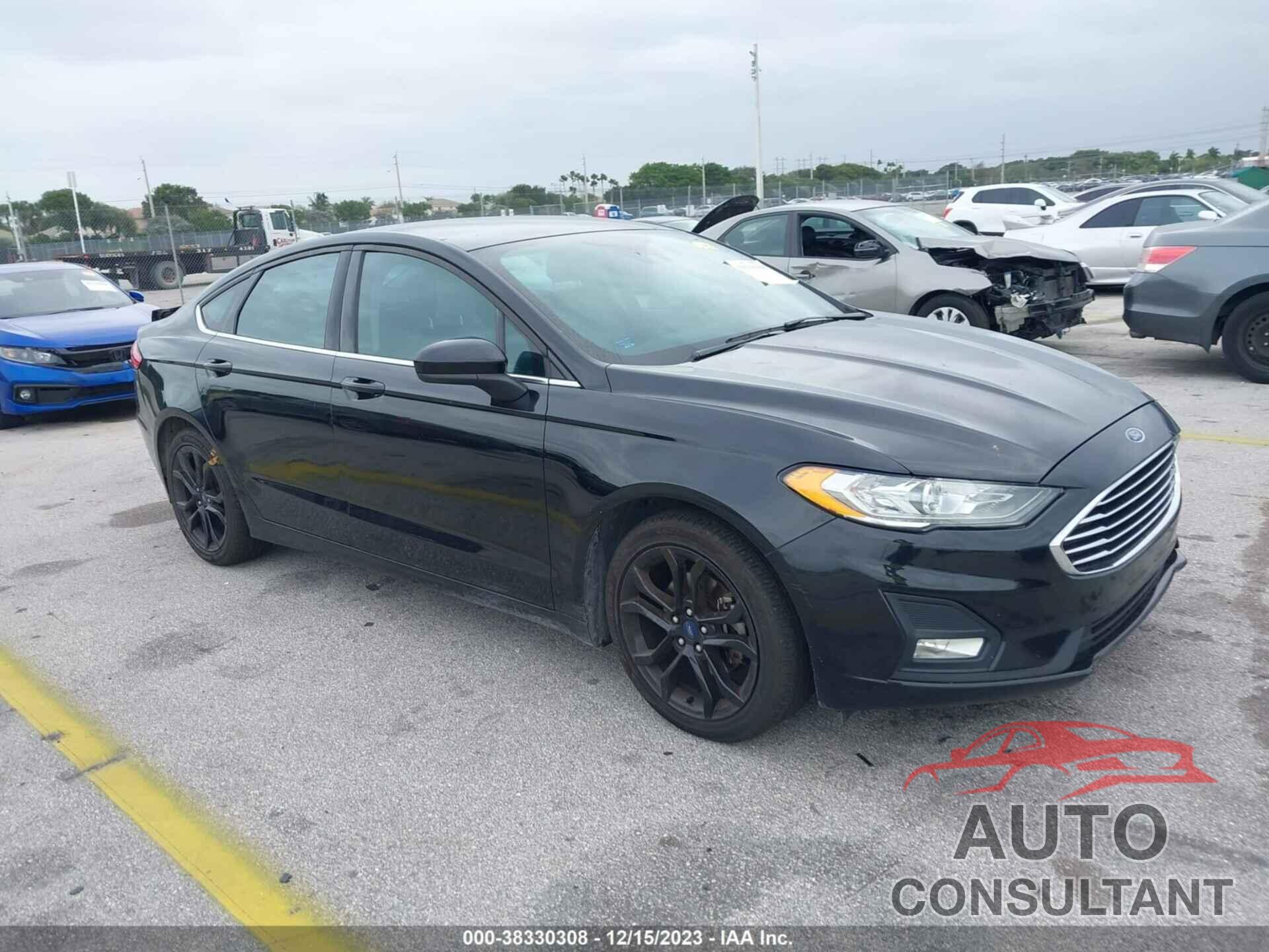 FORD FUSION 2020 - 3FA6P0HD3LR231515