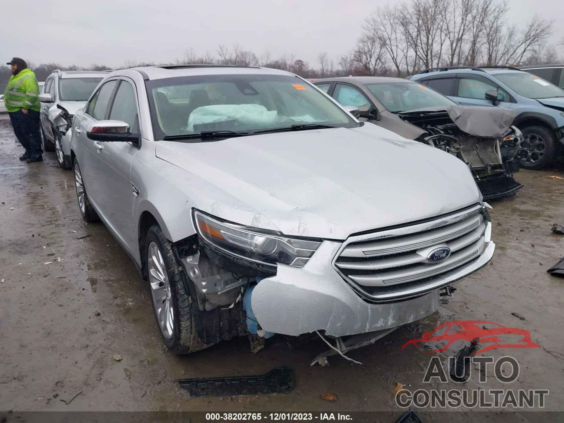 FORD TAURUS 2019 - 1FAHP2F89KG114697