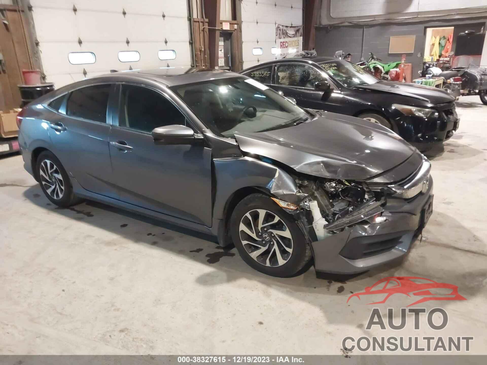 HONDA CIVIC 2017 - 19XFC2F76HE017292