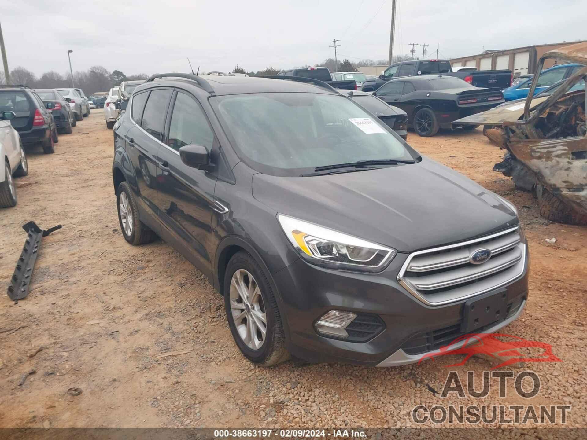 FORD ESCAPE 2018 - 1FMCU9HD7JUC72757