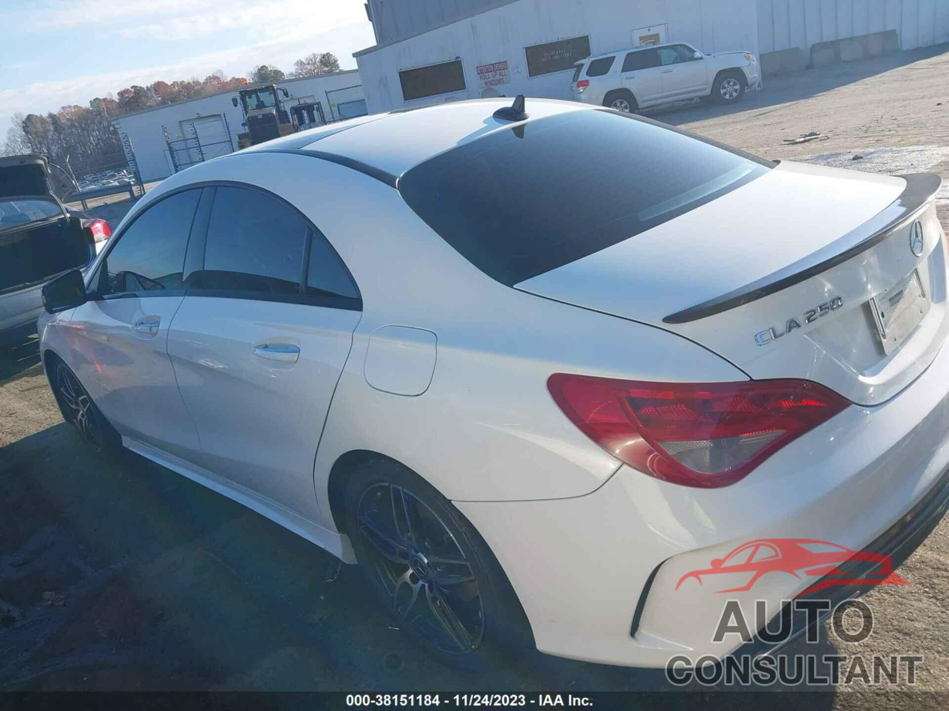 MERCEDES-BENZ CLA 250 2018 - WDDSJ4GB8JN636051