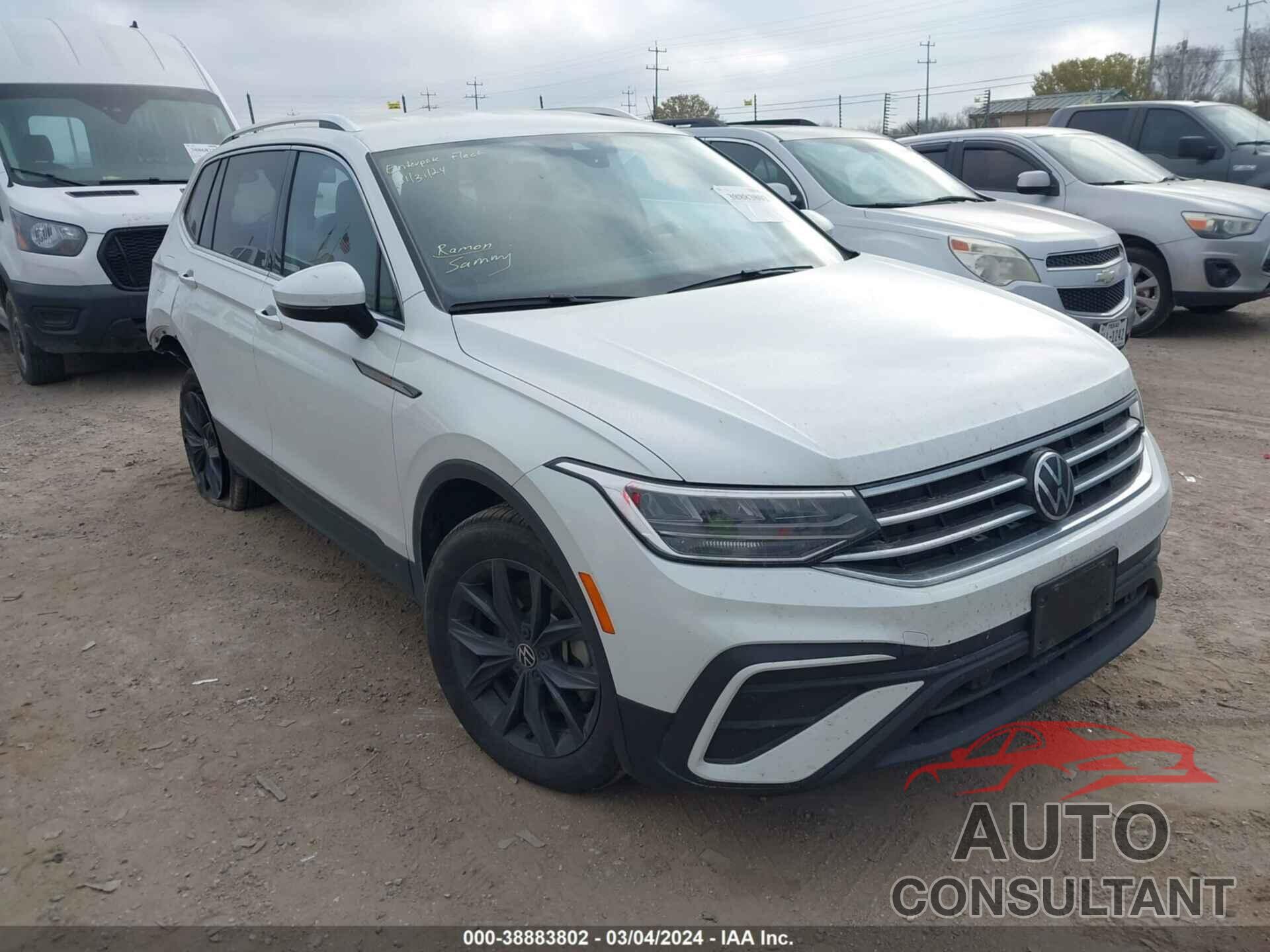 VOLKSWAGEN TIGUAN 2023 - 3VV2B7AX5PM062462