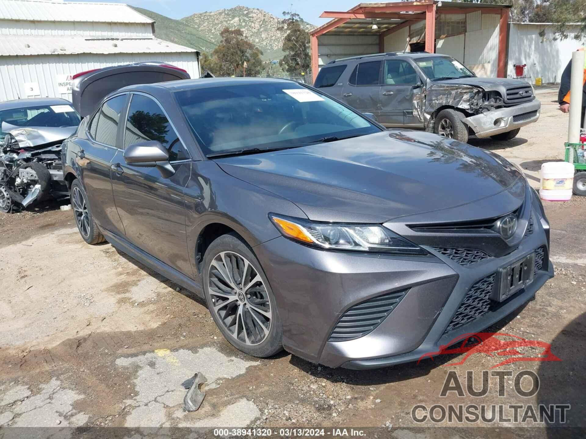 TOYOTA CAMRY 2020 - 4T1G11AK8LU976313