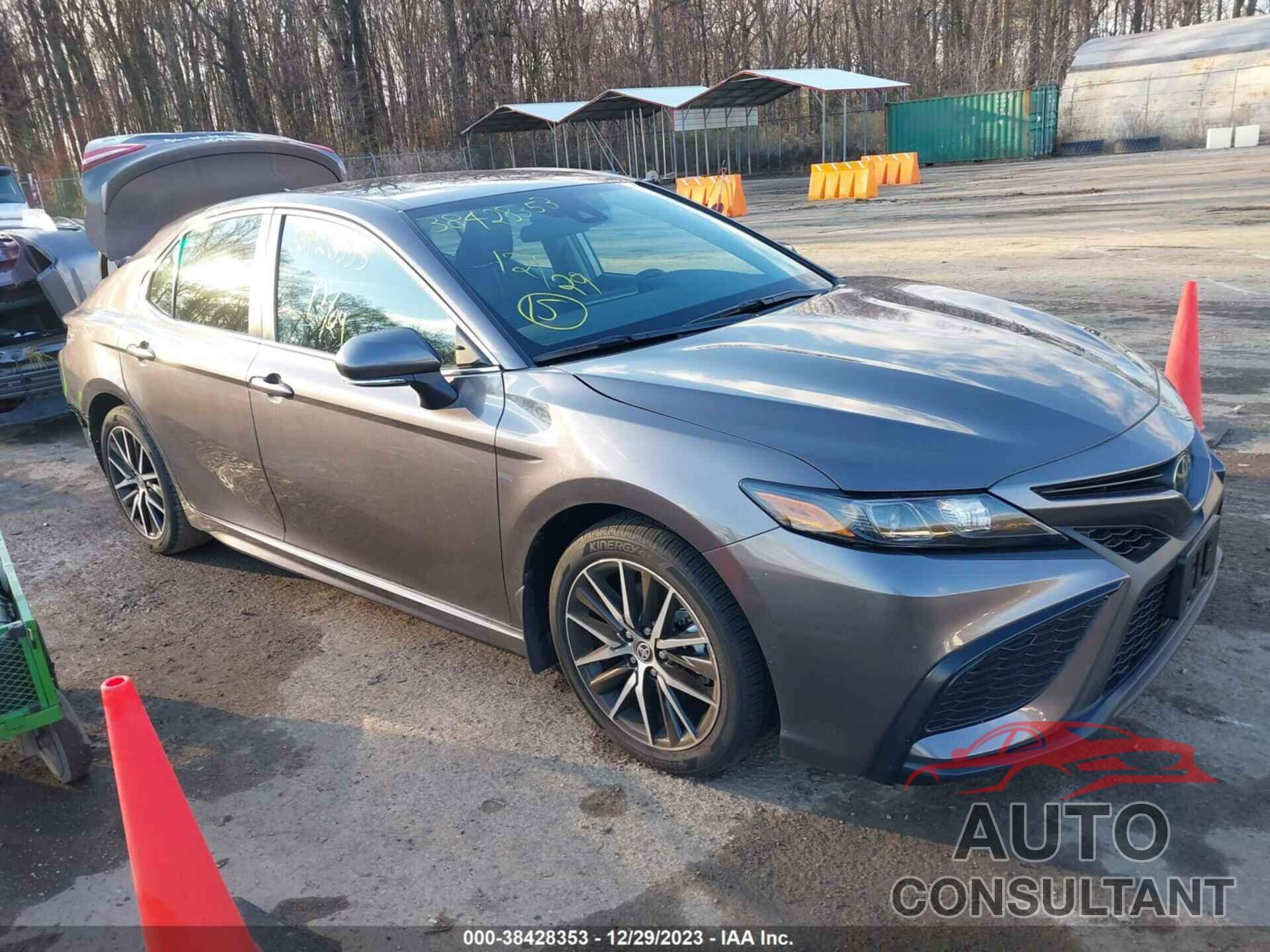 TOYOTA CAMRY 2023 - 4T1G11AK7PU828692