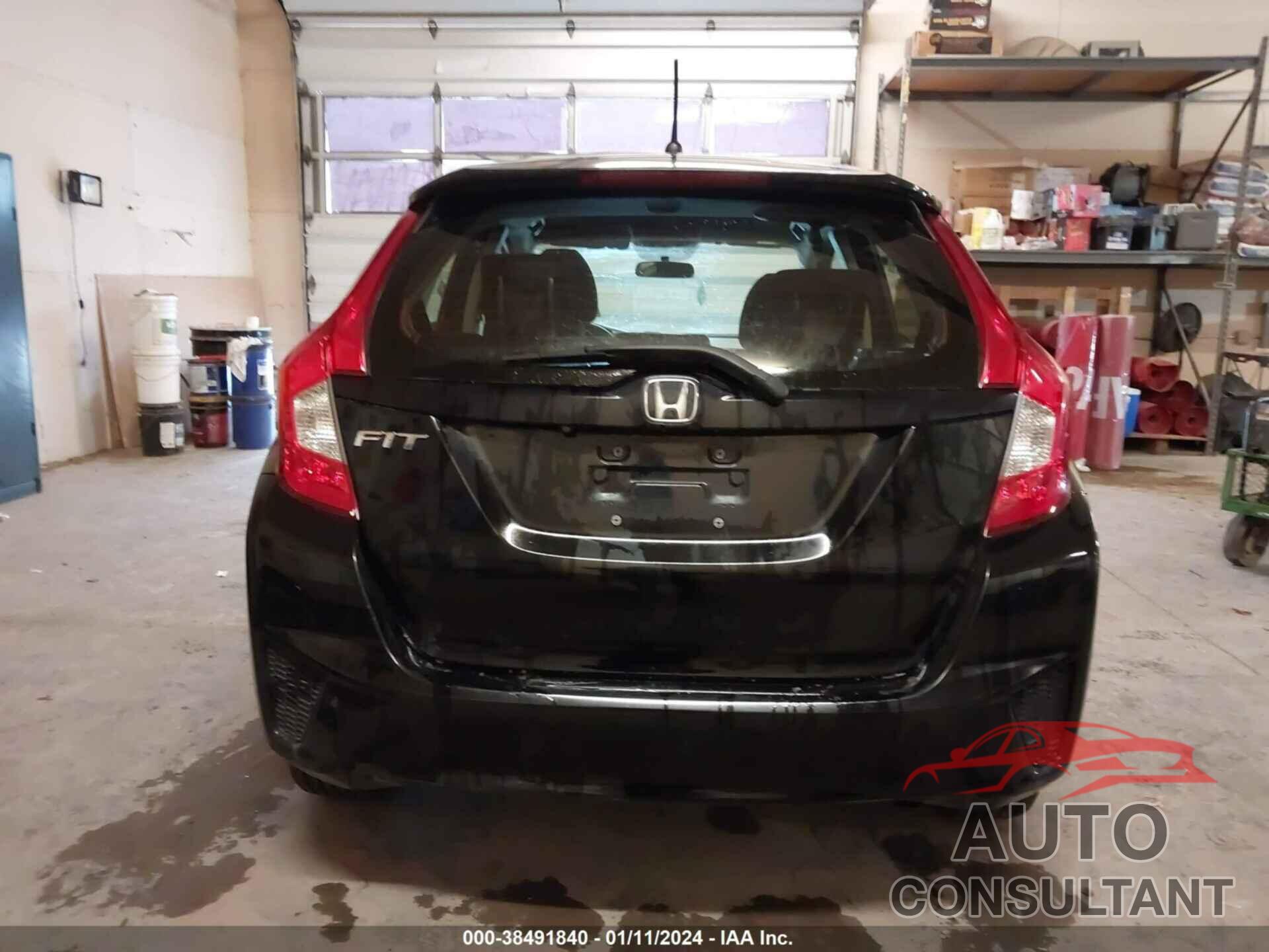 HONDA FIT 2016 - JHMGK5H57GS009281