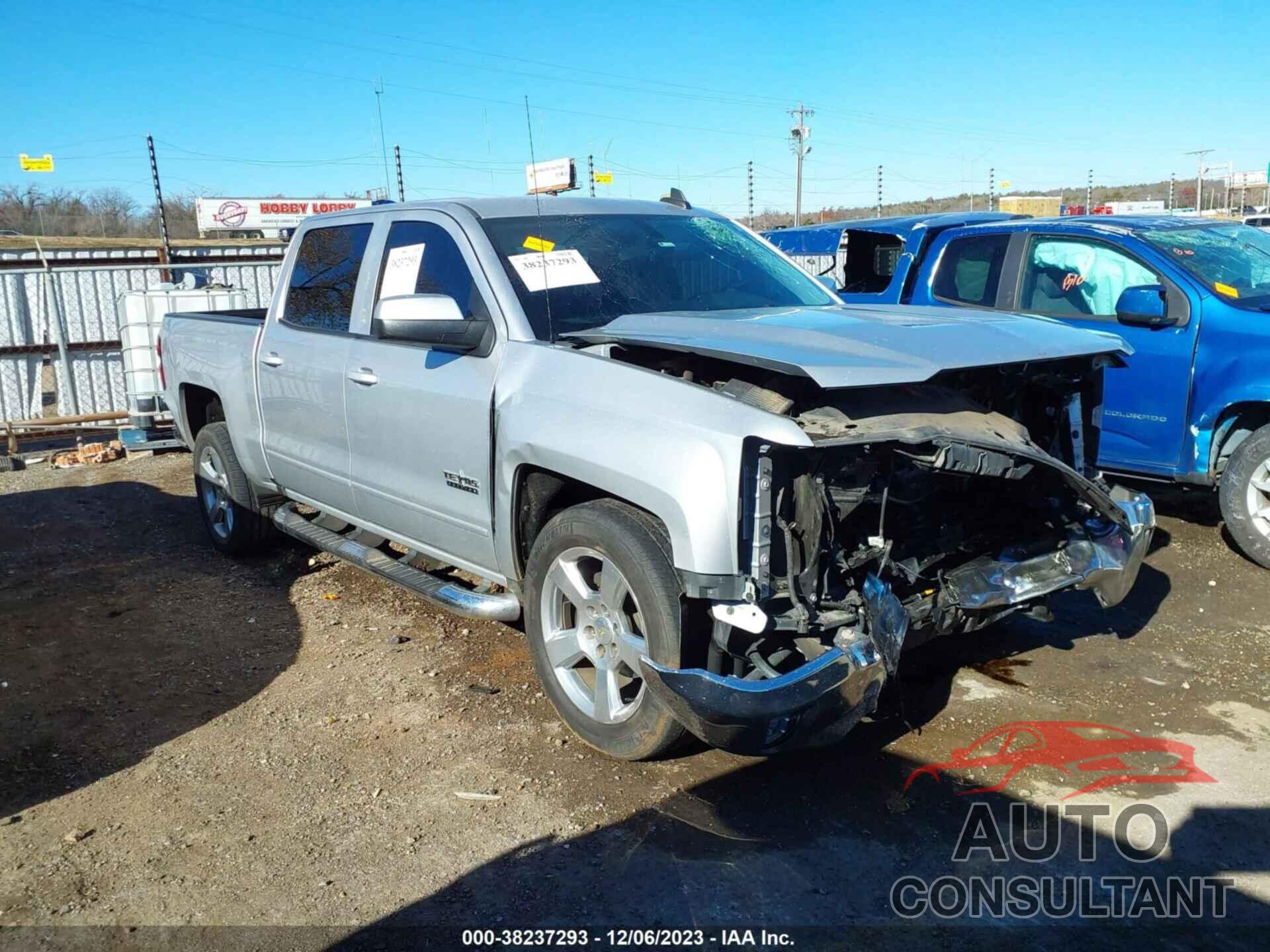 CHEVROLET SILVERADO 1500 2018 - 3GCPCREC9JG586109