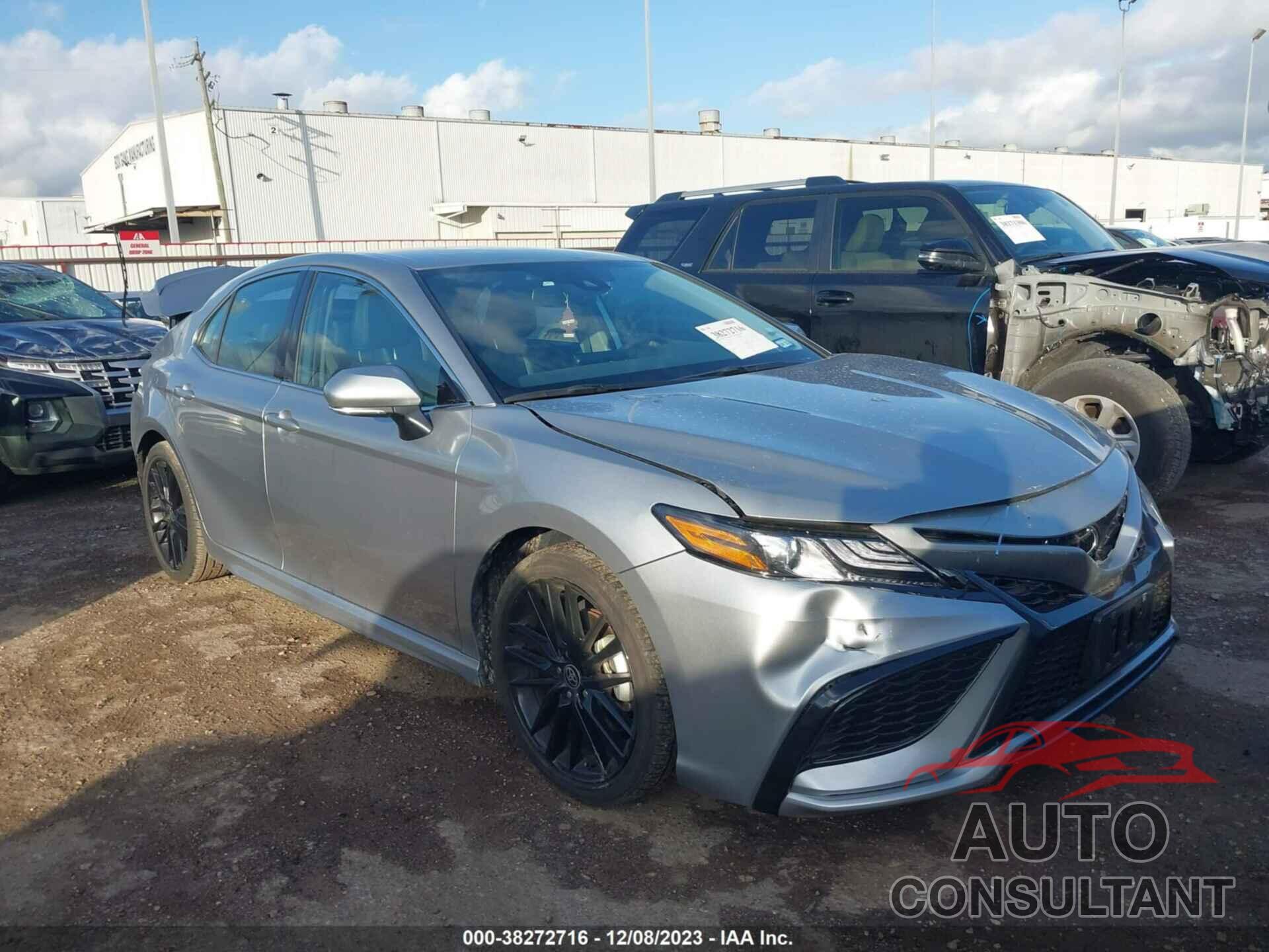TOYOTA CAMRY 2023 - 4T1K61AK2PU806529