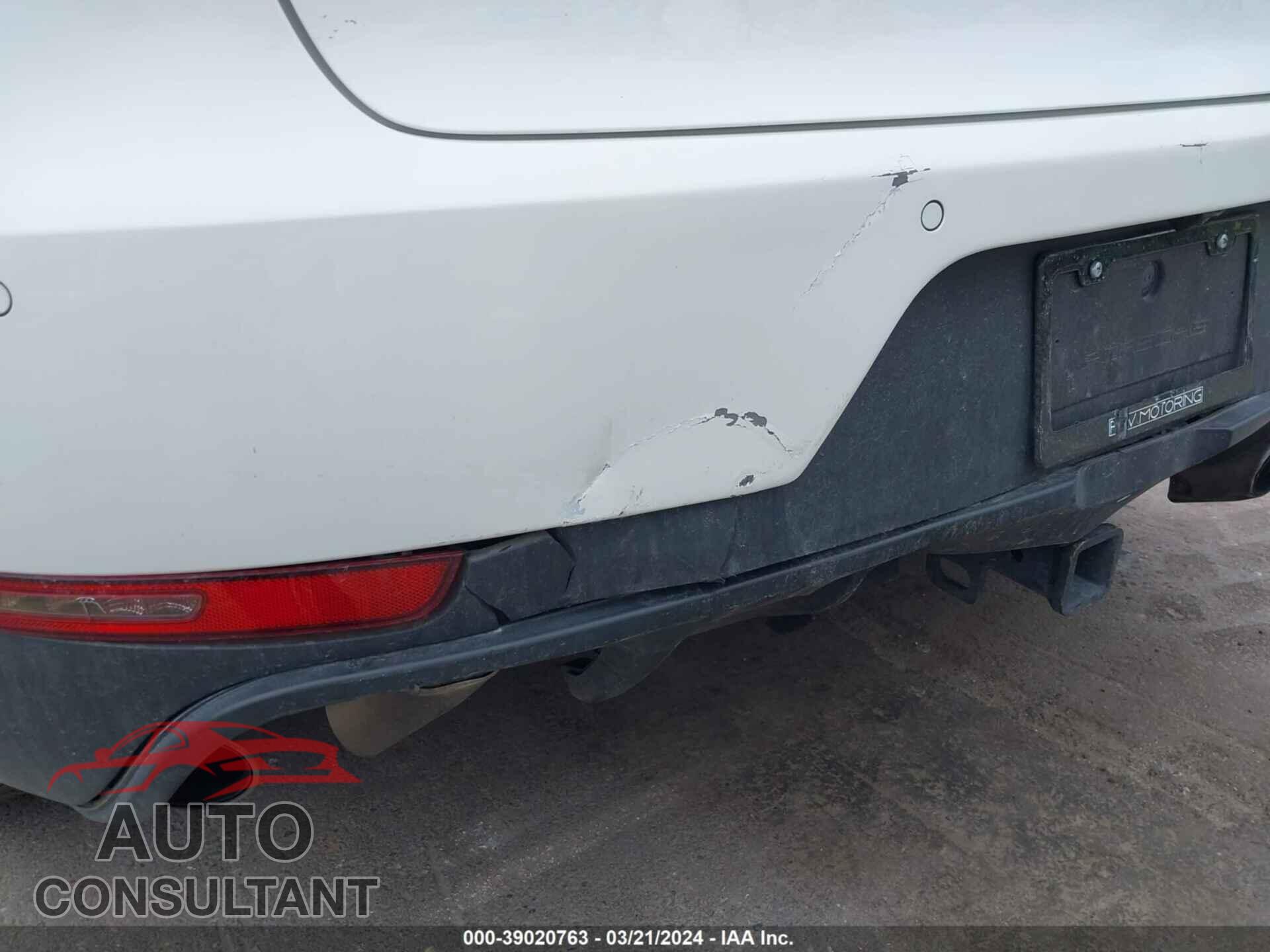 PORSCHE MACAN 2016 - WP1AB2A59GLB45971