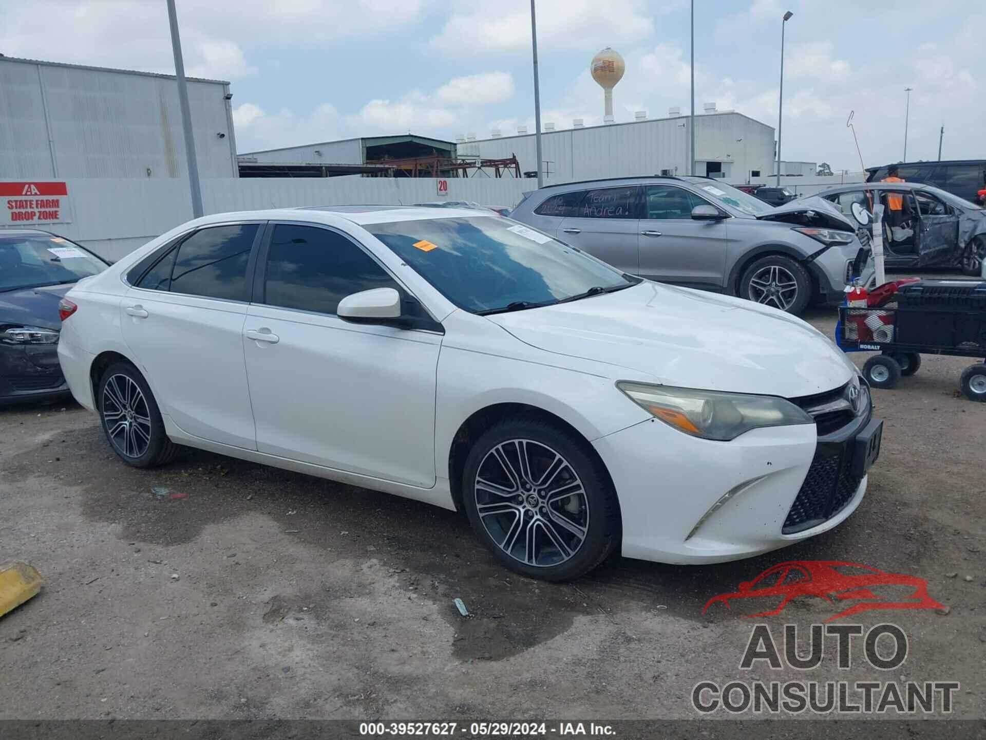 TOYOTA CAMRY 2016 - 4T1BF1FKXGU162559