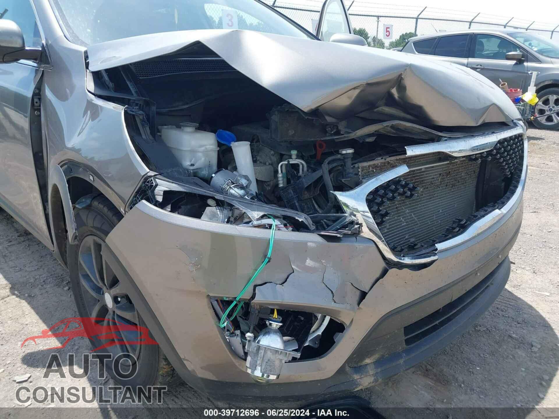 KIA SORENTO 2017 - 5XYPG4A35HG211971