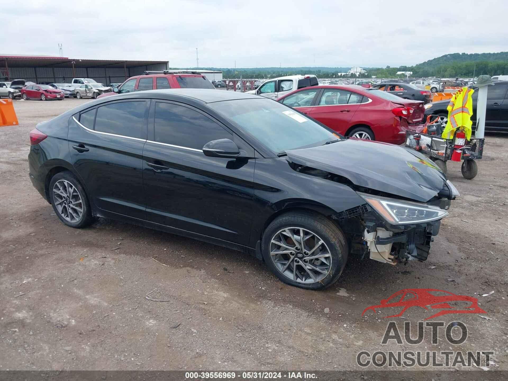 HYUNDAI ELANTRA 2020 - KMHD84LF9LU951792