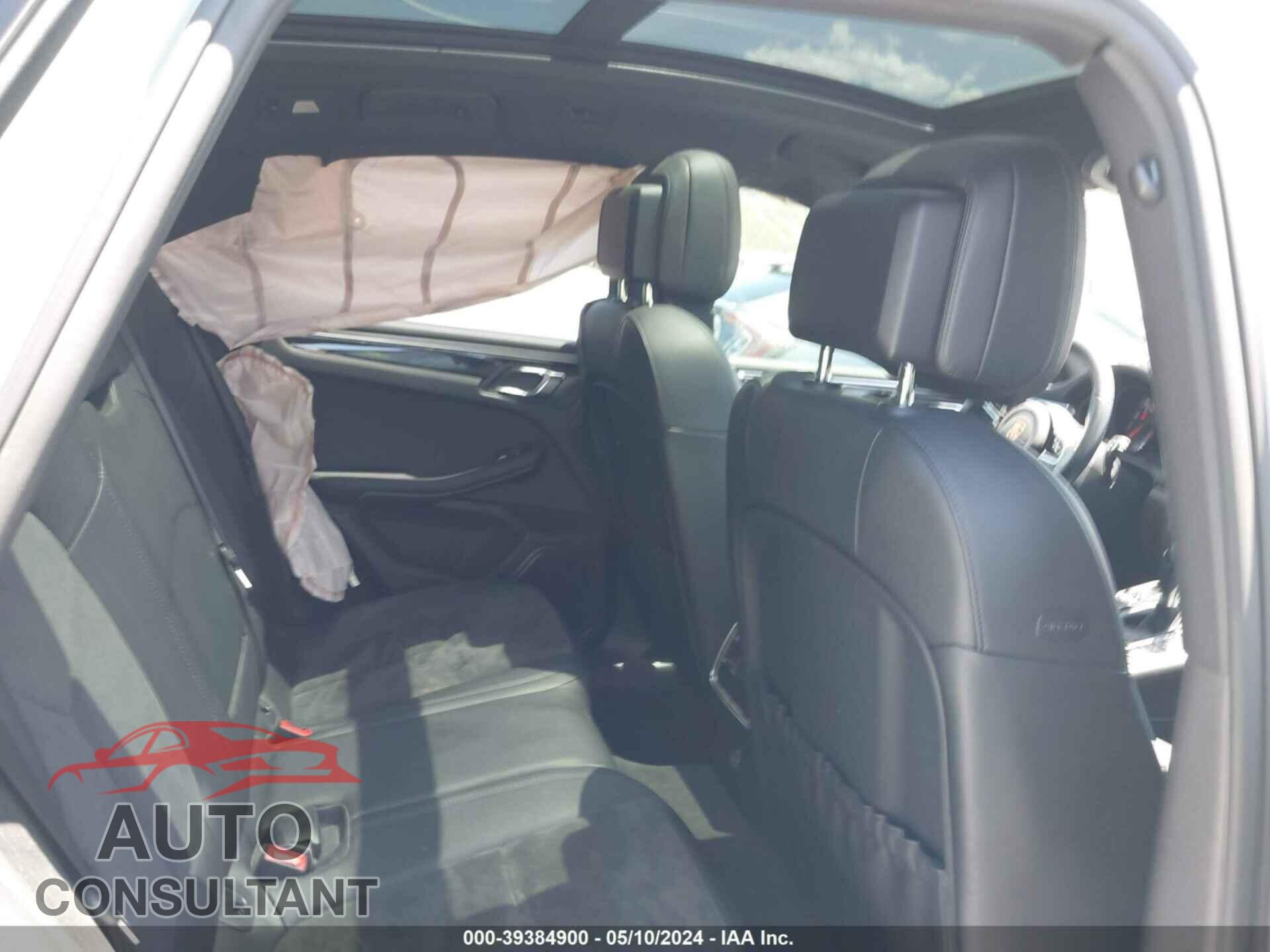 PORSCHE MACAN 2017 - WP1AA2A51HLB08563