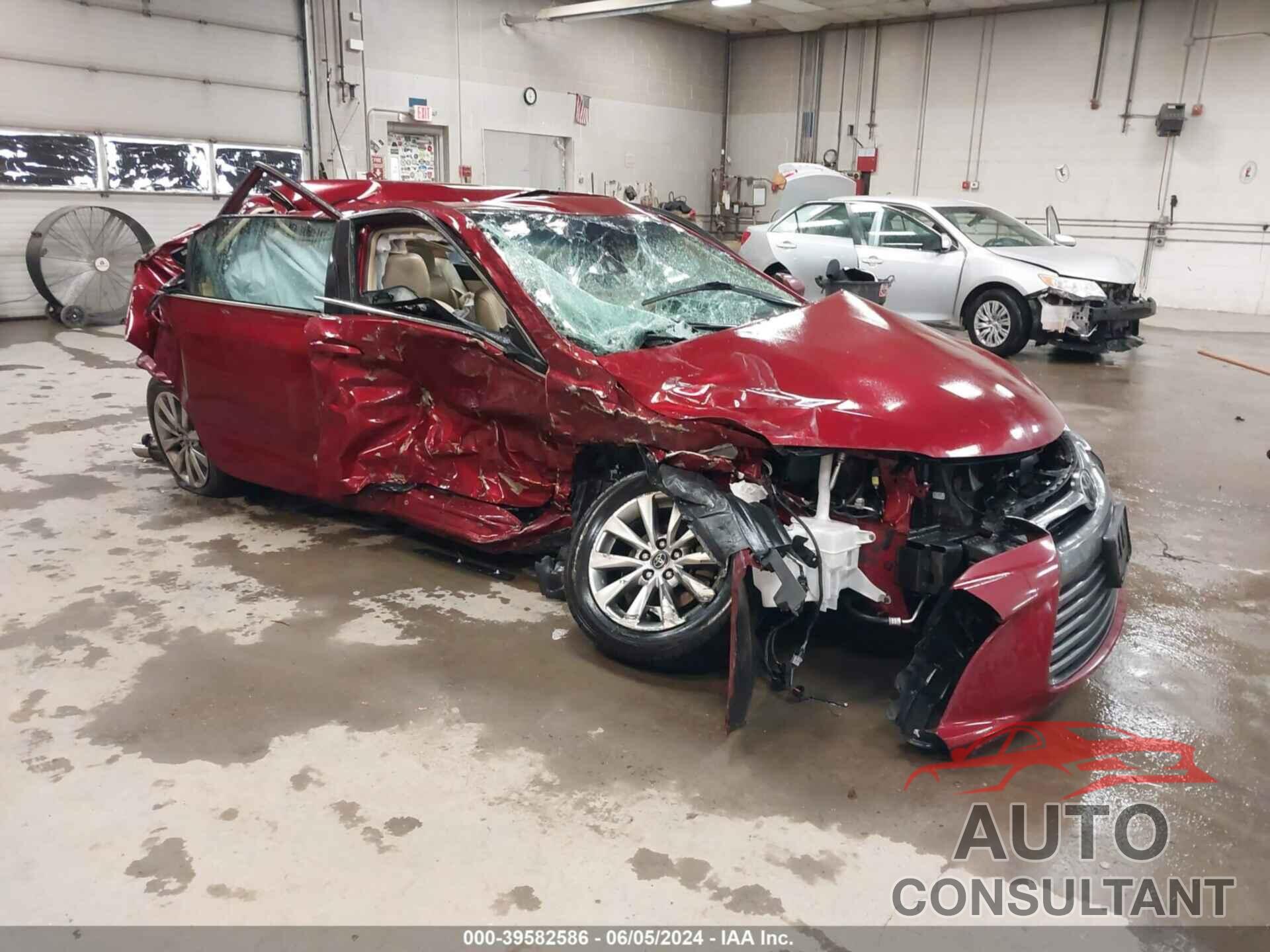 TOYOTA CAMRY 2016 - 4T1BF1FK7GU594932