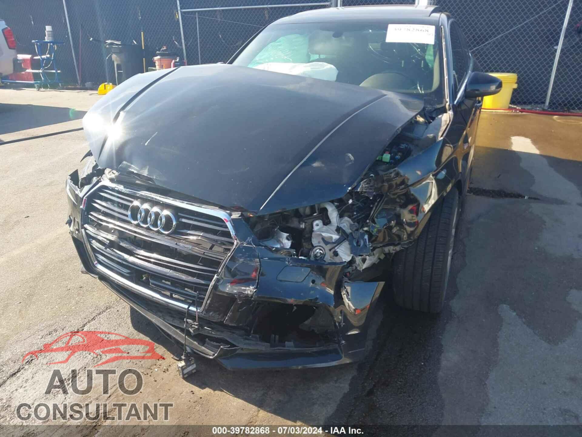 AUDI A3 2018 - WAUGUGFF8J1085802