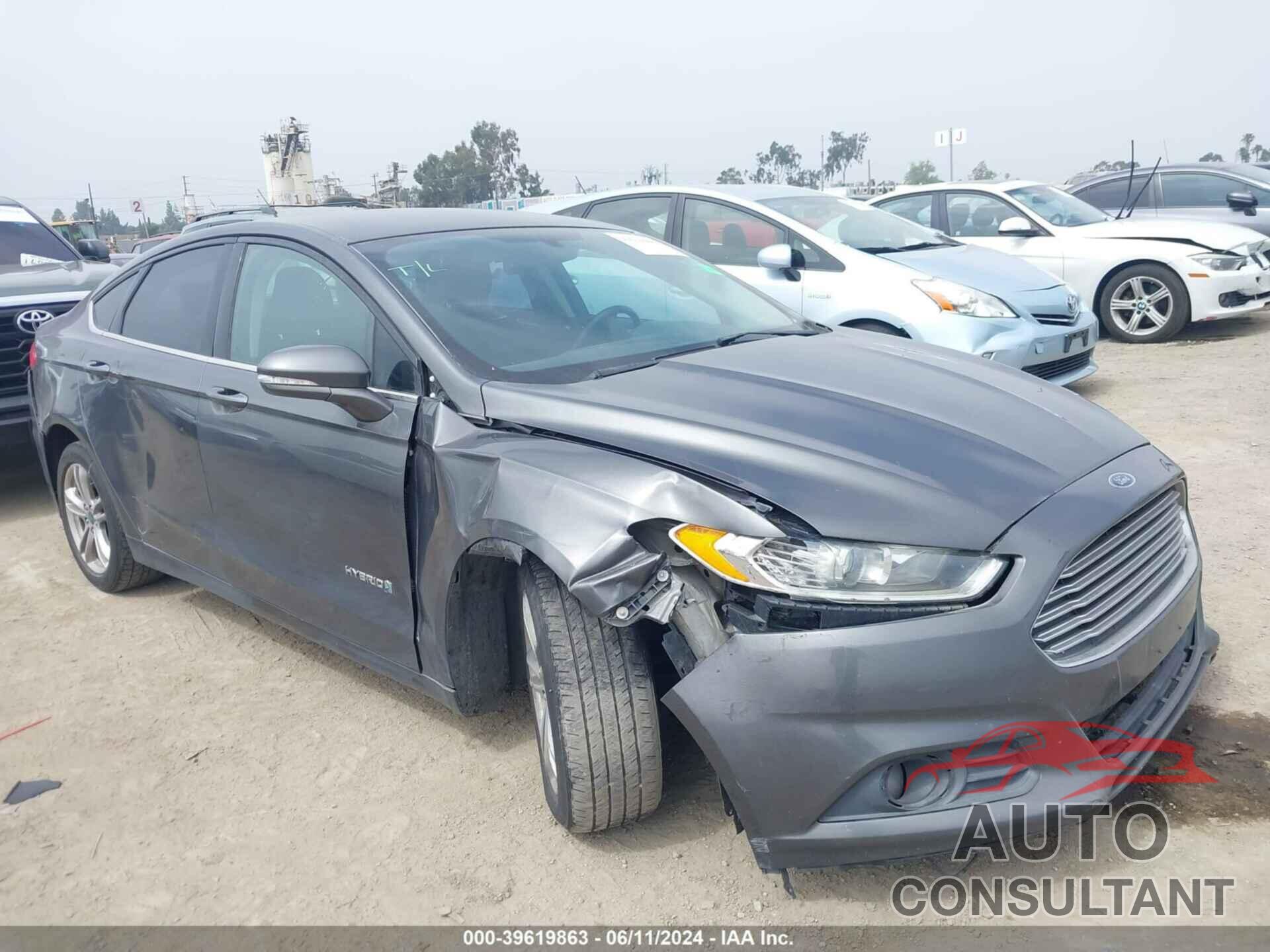 FORD FUSION HYBRID 2016 - 3FA6P0LU1GR356560