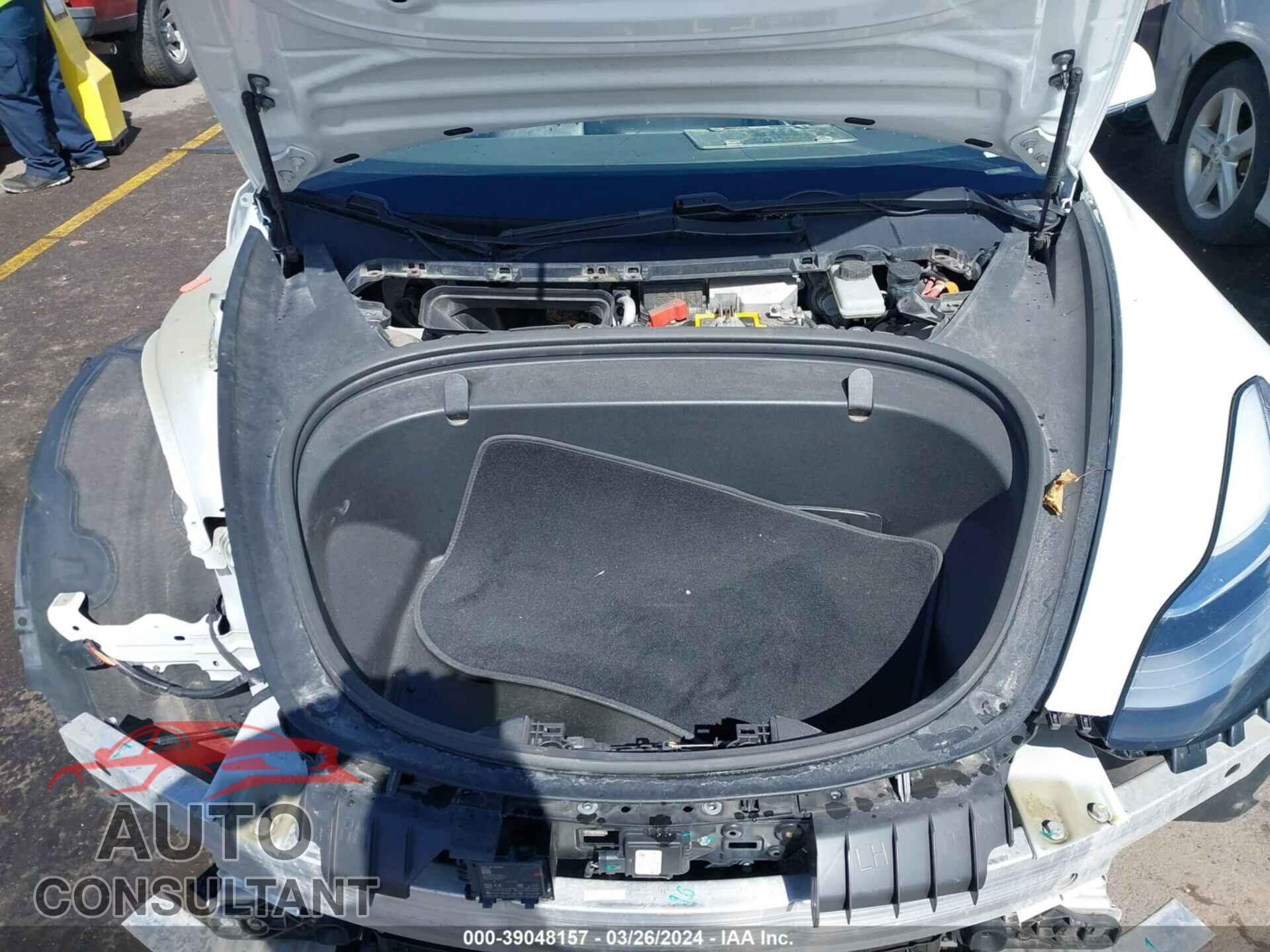 TESLA MODEL 3 2017 - 5YJ3E1EA7HF002136