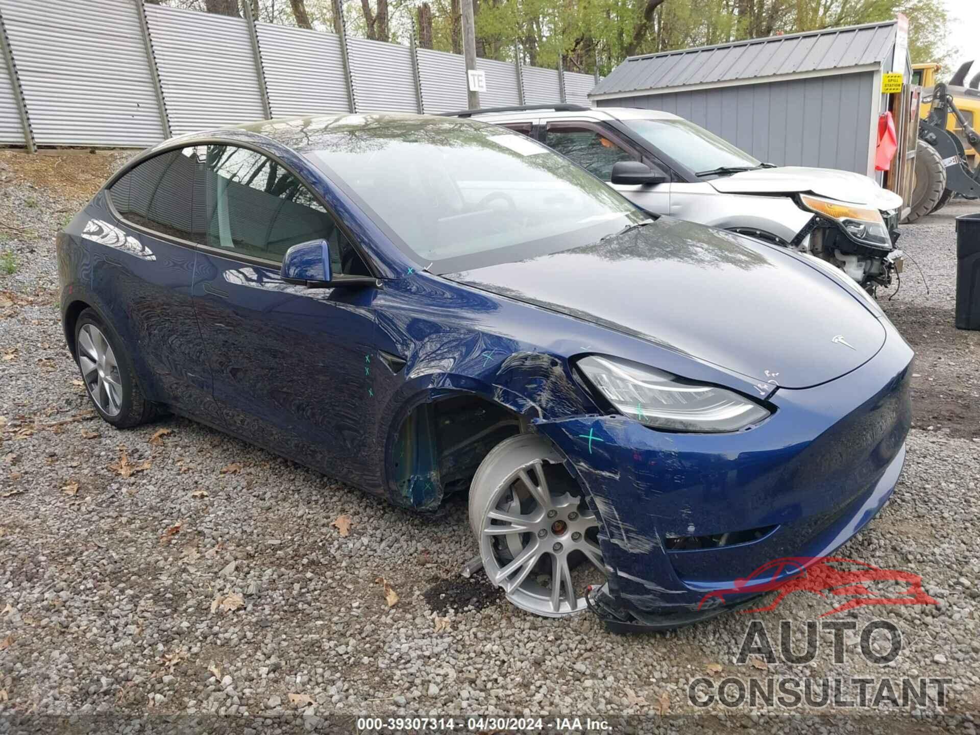 TESLA MODEL Y 2023 - 7SAYGDEEXPA106574