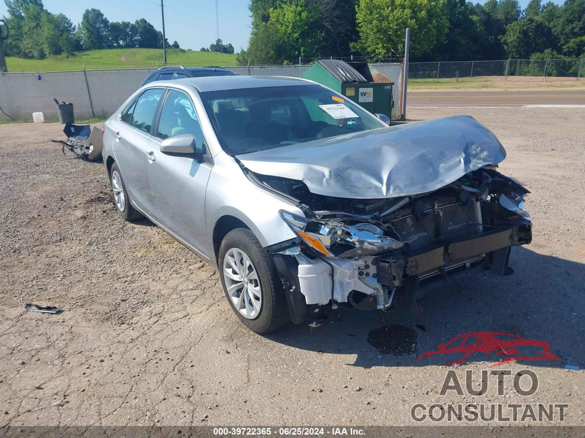 TOYOTA CAMRY 2016 - 4T4BF1FK7GR576095