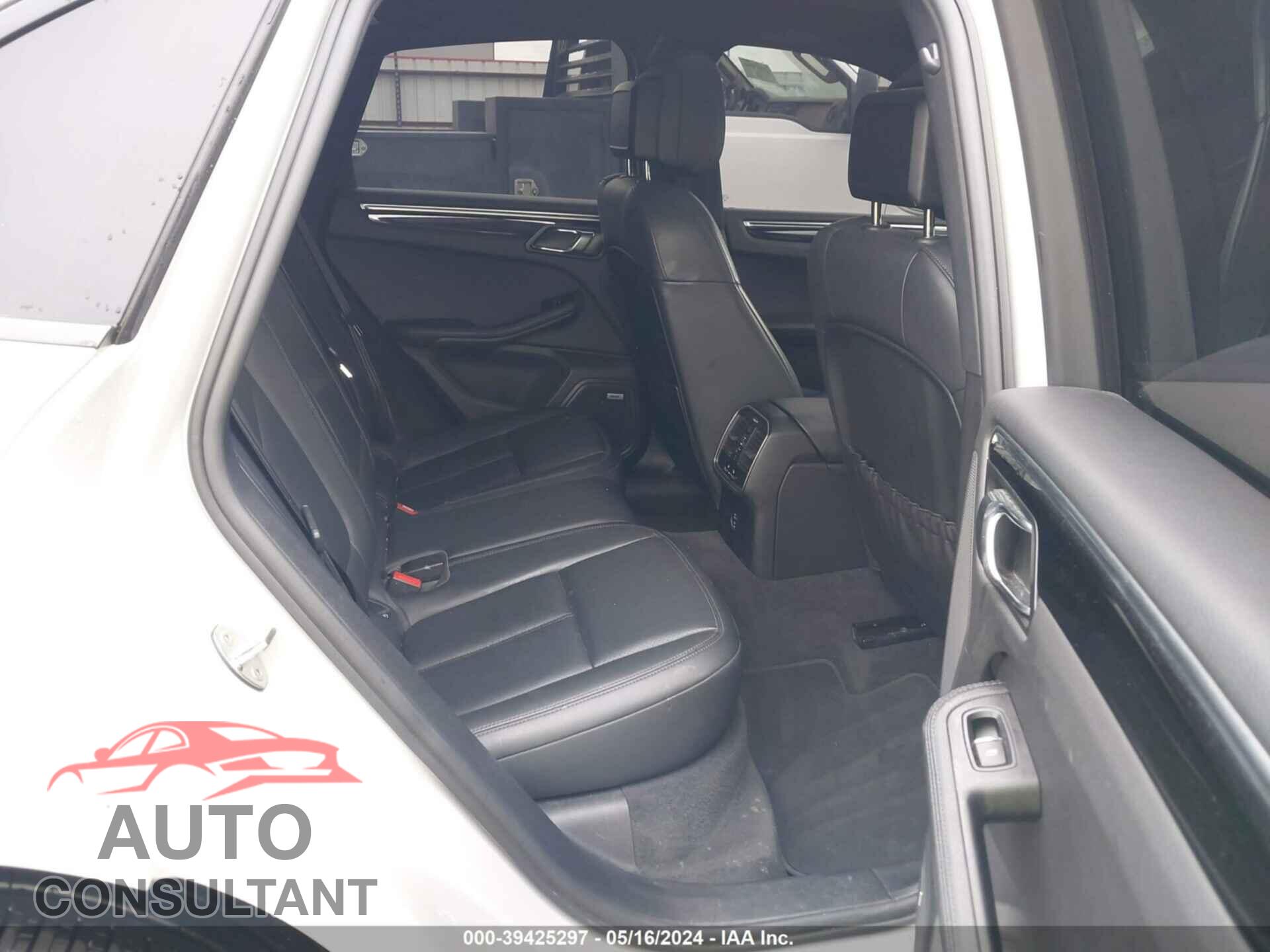 PORSCHE MACAN 2022 - WP1AA2A59NLB04854