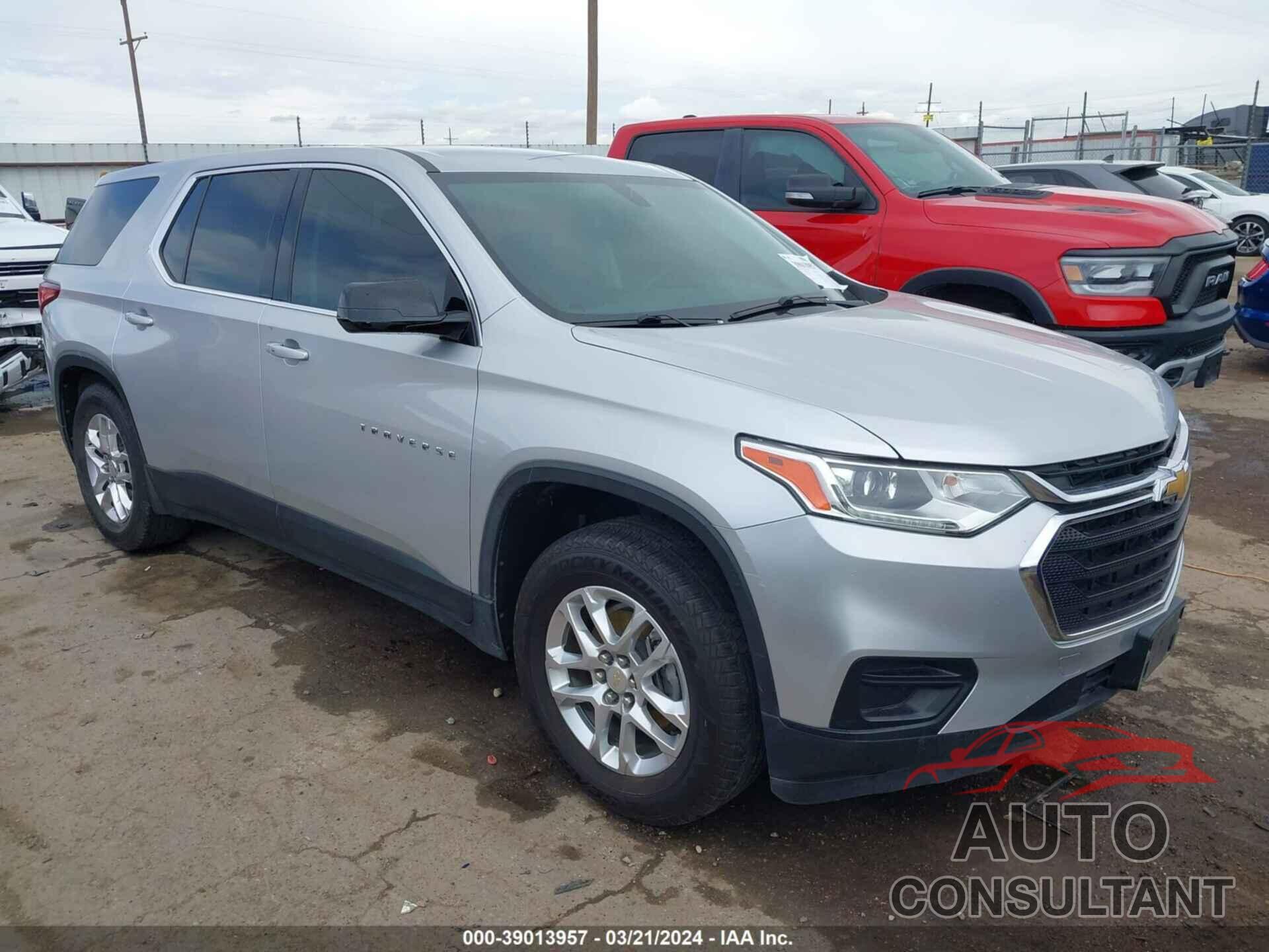 CHEVROLET TRAVERSE 2019 - 1GNERFKW8KJ157599